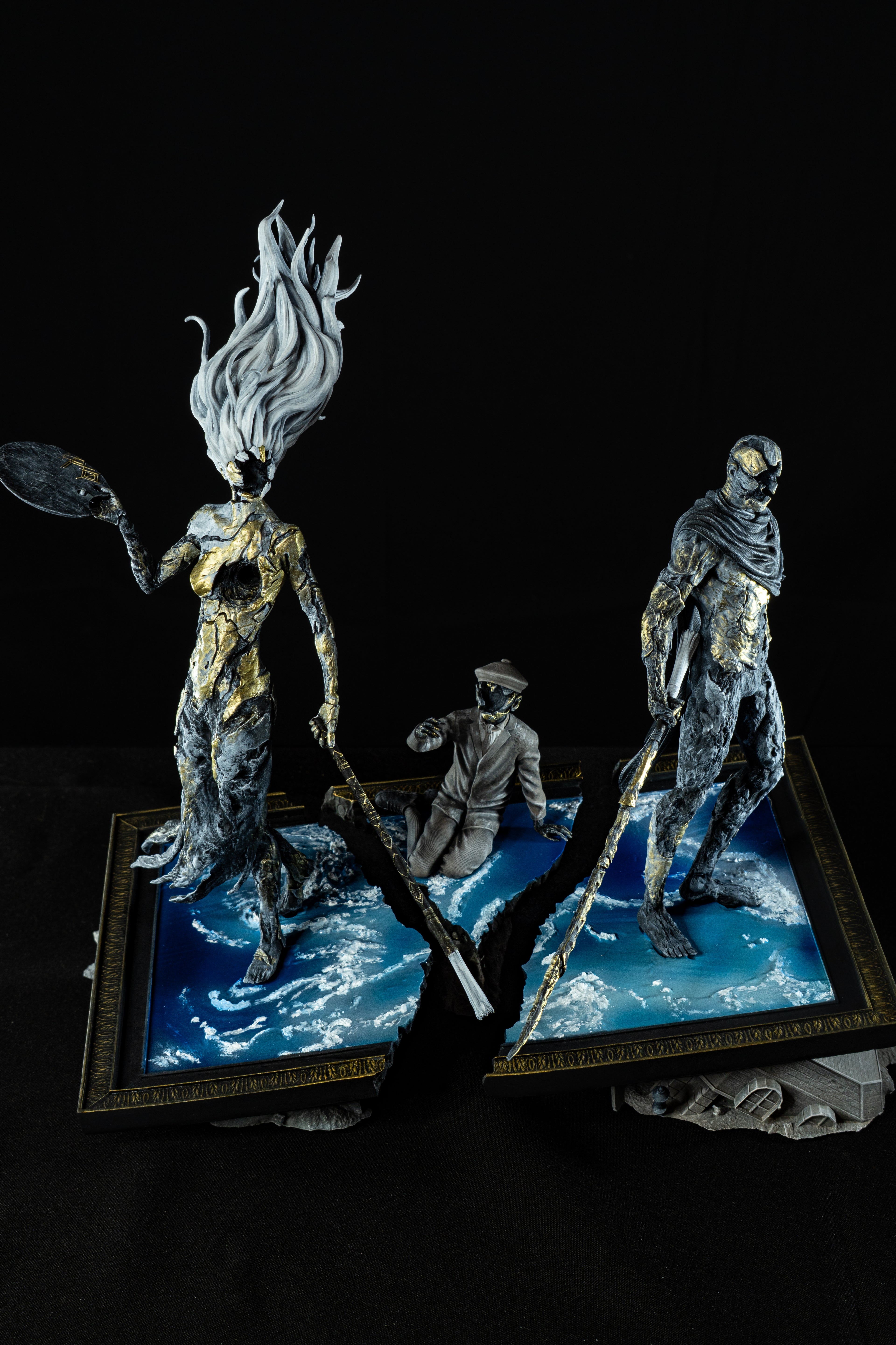 Expedition 33 – Premium Hand-Painted Diorama