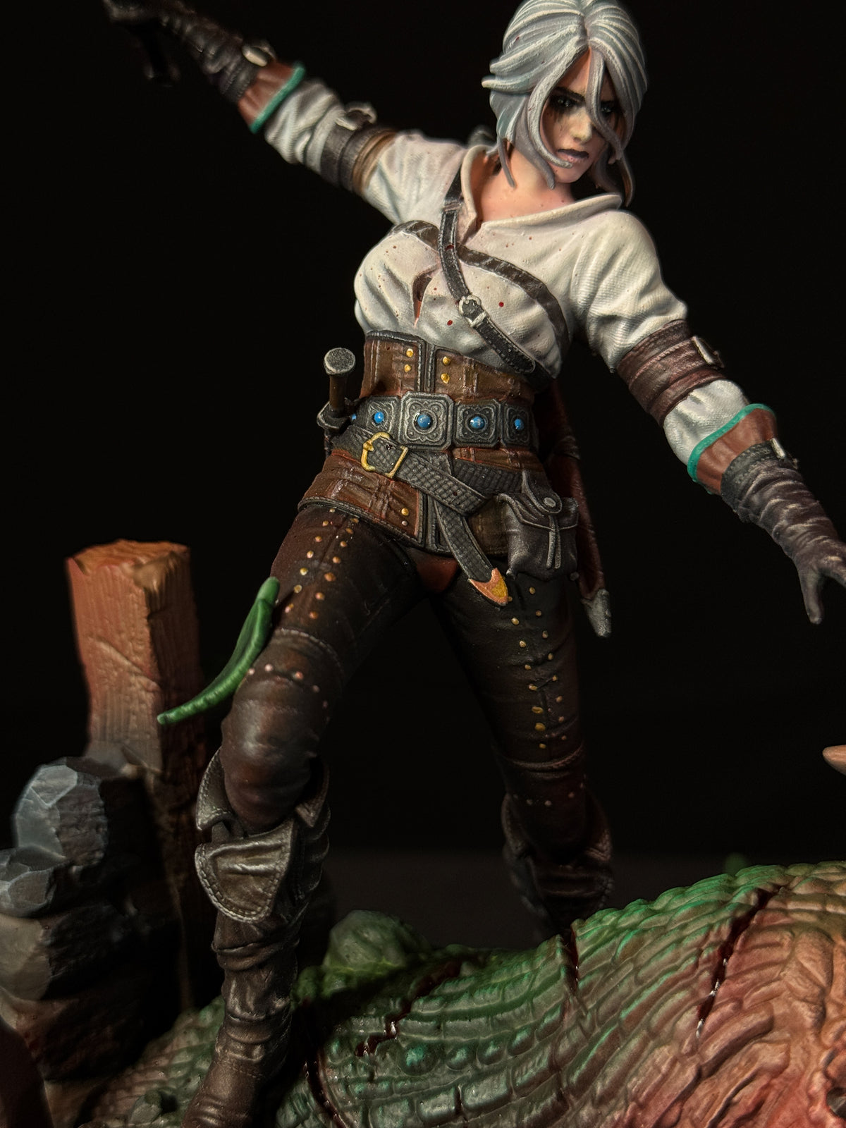 Ciri Diorama | The Witcher 3 | Fan Art | Fully Magnetized Collectible Figurine