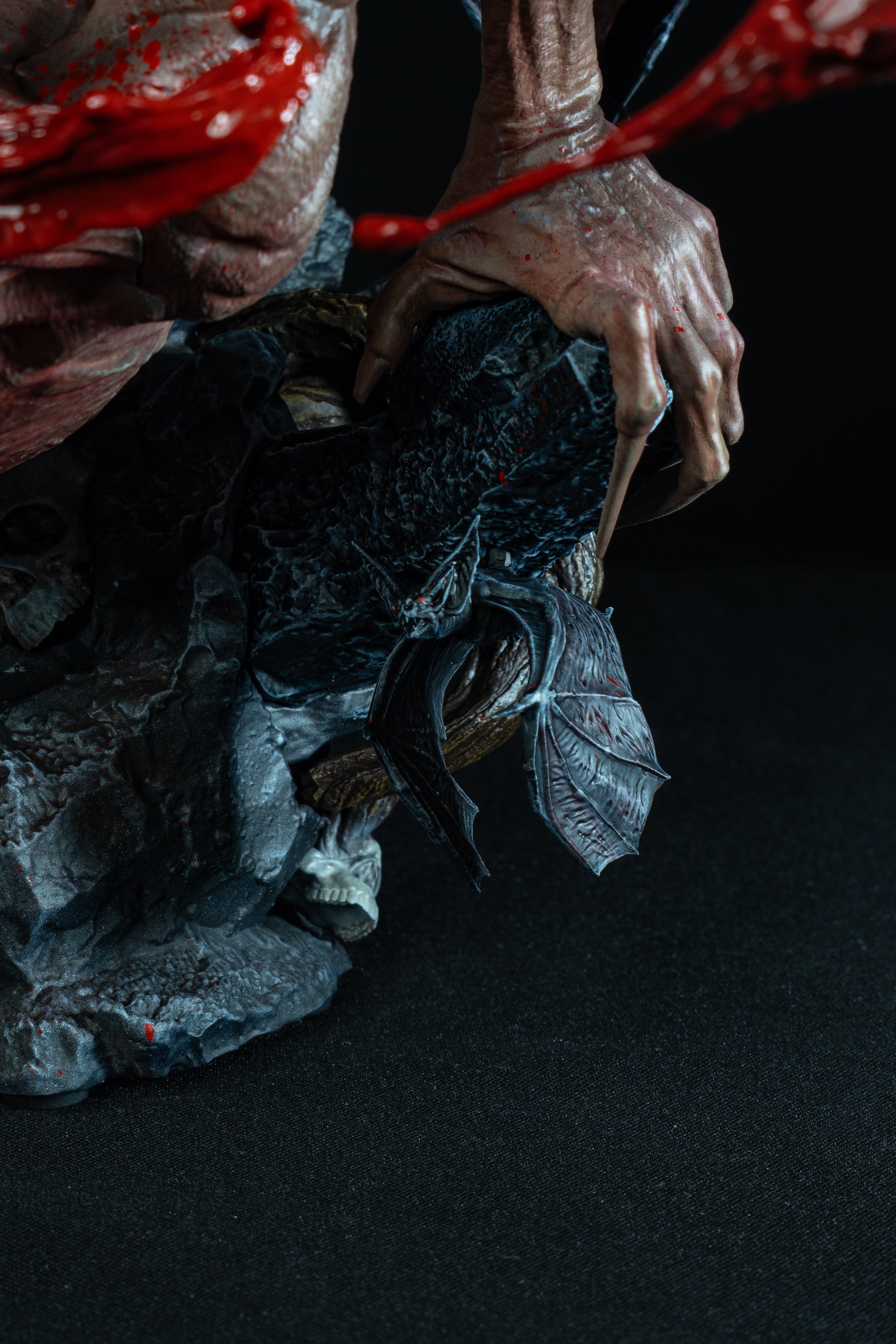 Geralt vs Dettlaff | The Witcher 3 | Fan Art – Fully Magnetized Hand-Painted Figure⁠