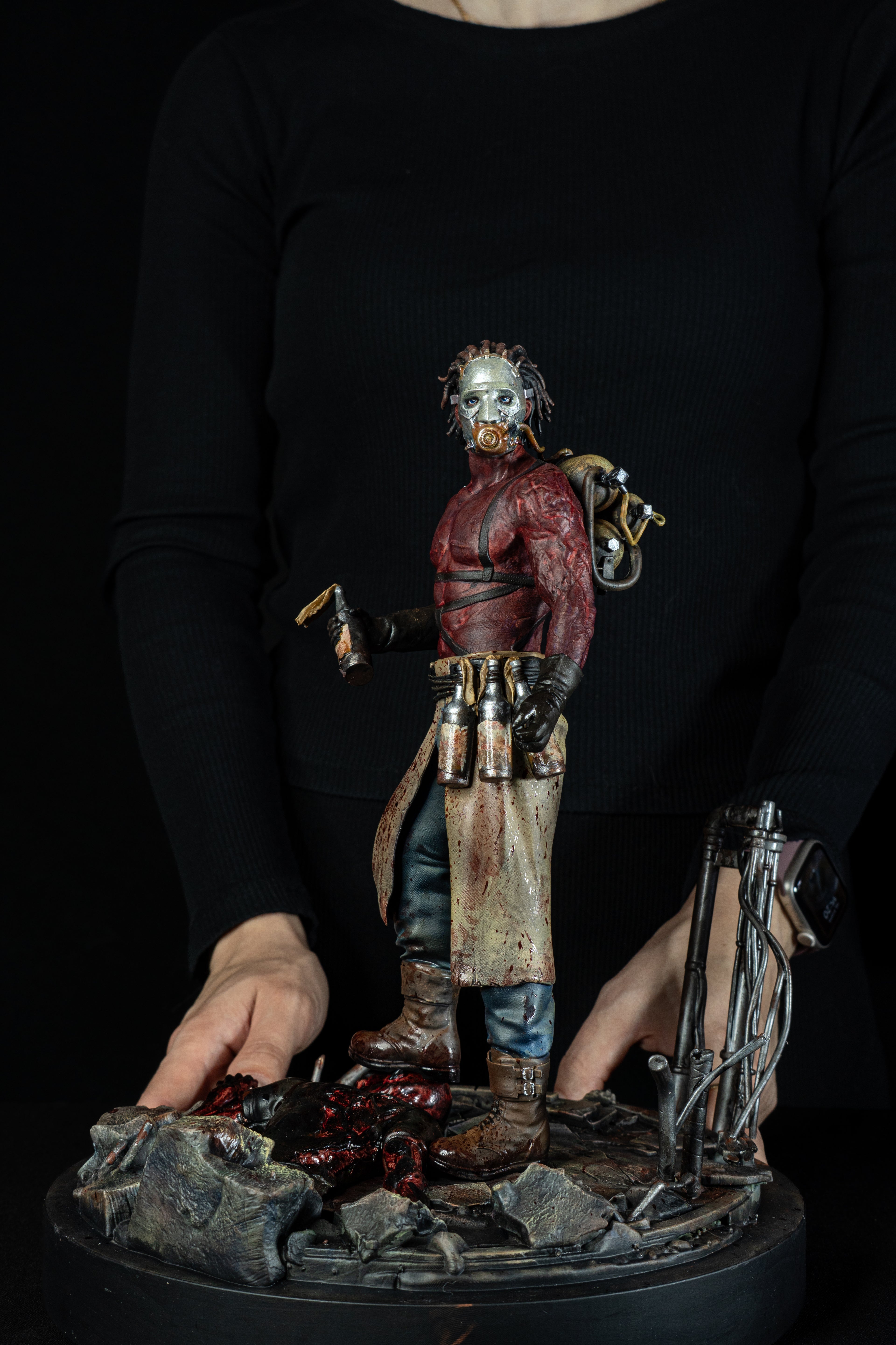 Pitcher - The Outlast Trials Premium Fan Art Figure