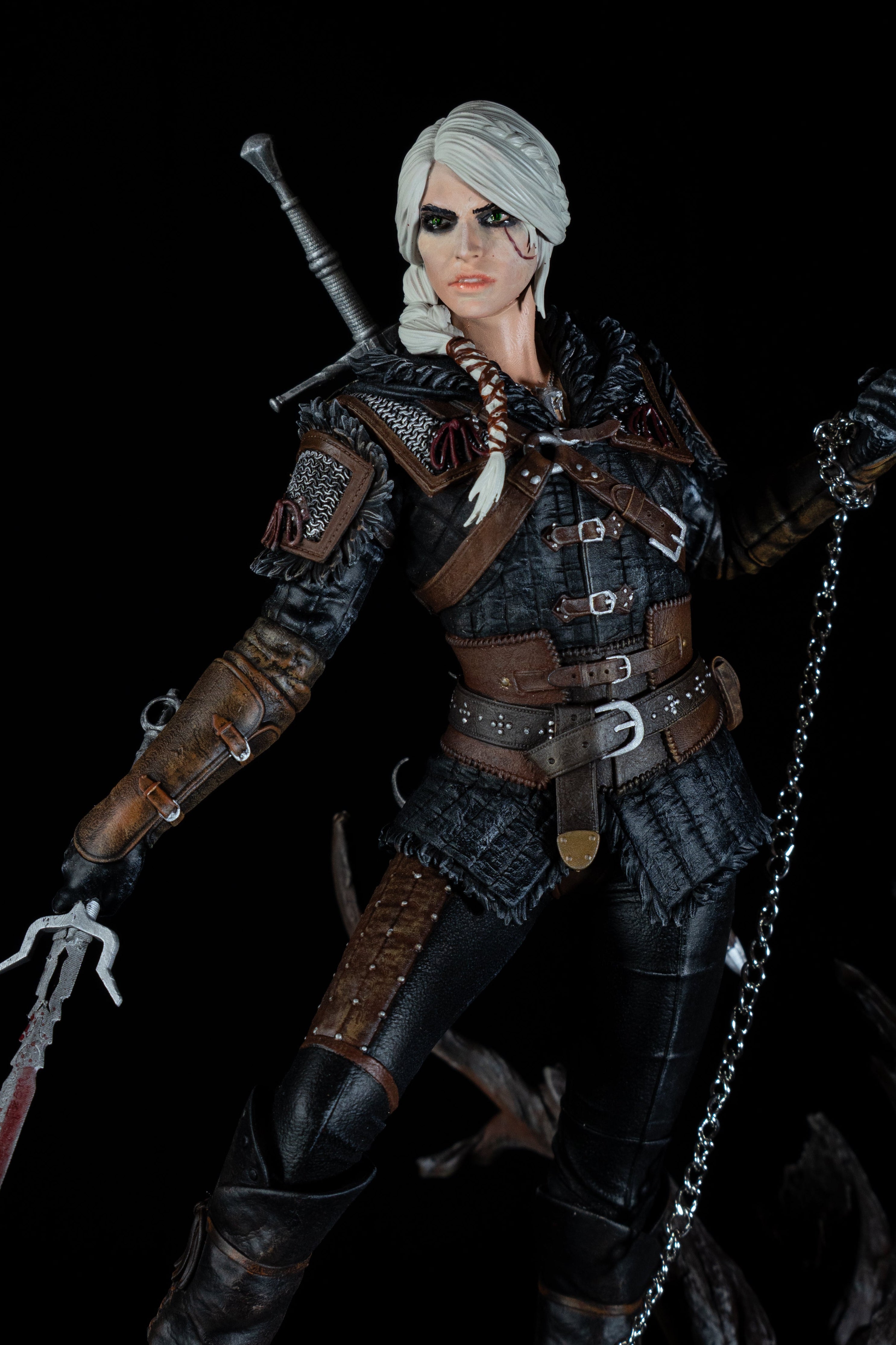 Ciri | The Witcher | Fan Art – Fully Magnetized Hand-Painted Figure