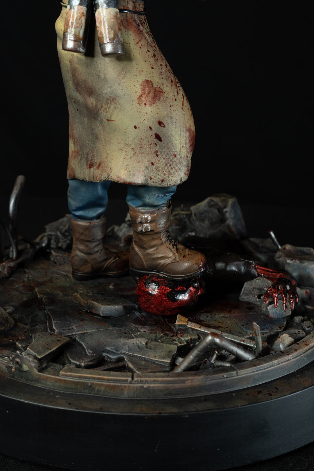 Pitcher - The Outlast Trials Premium Fan Art Figure