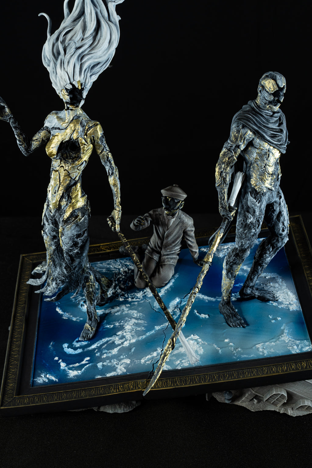 Expedition 33 – Premium Hand-Painted Diorama