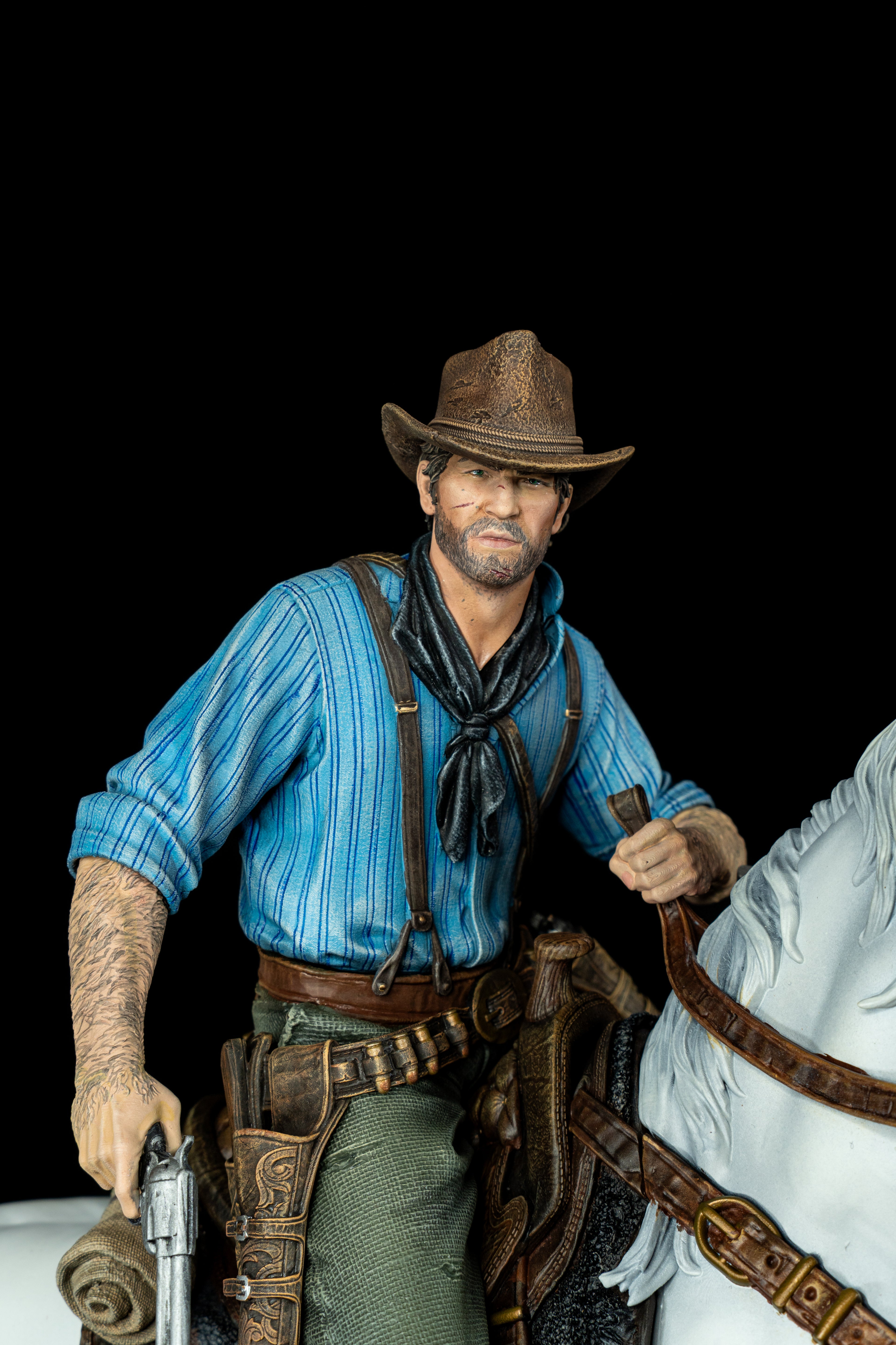 Arthur Morgan on Horse (RDR Fan Art) – Fully Magnetized Hand-Painted Figure