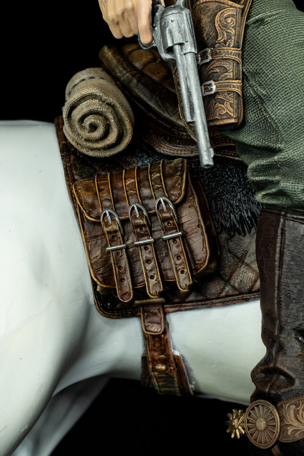 Arthur Morgan on Horse (RDR Fan Art) – Fully Magnetized Hand-Painted Figure