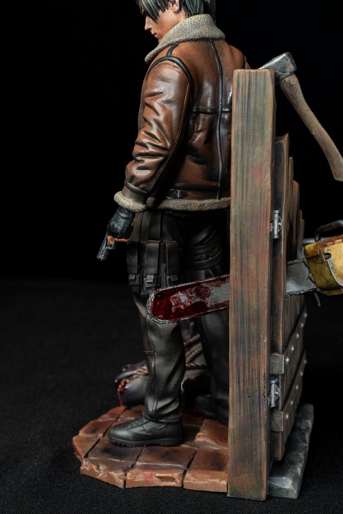 Leon Kennedy Collectible Statue | Hand-Painted Resin Figure | Premium Fan Art