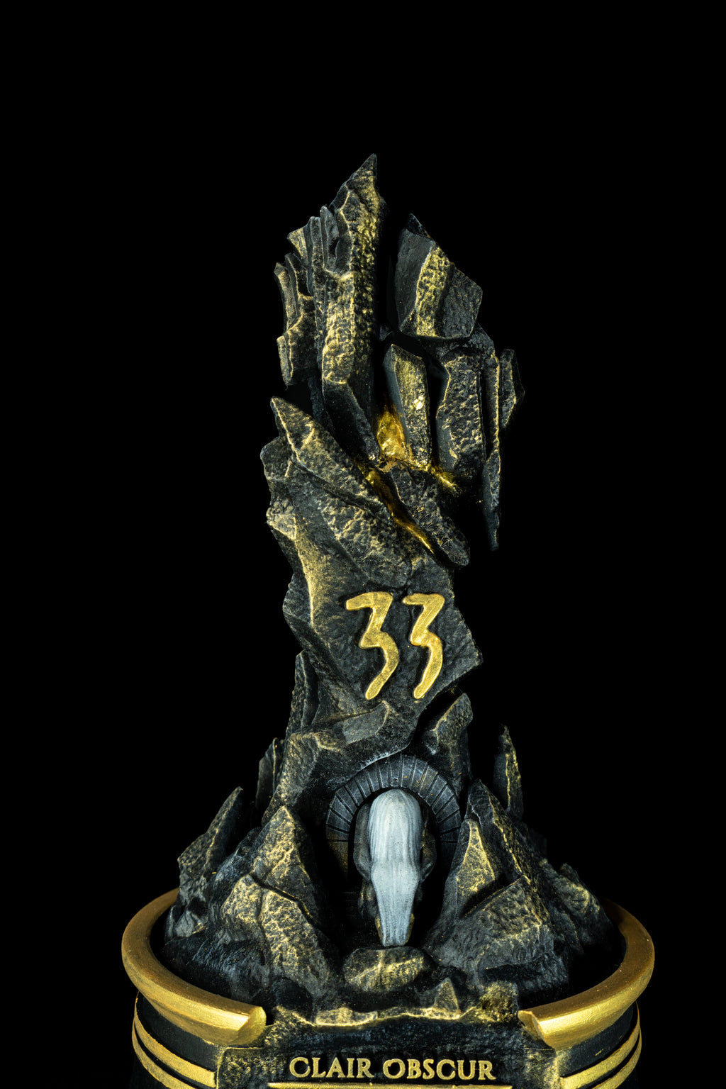 Monolith | Clair Obscur: Expedition 33 | Fan Art – Premium Collectible Figure