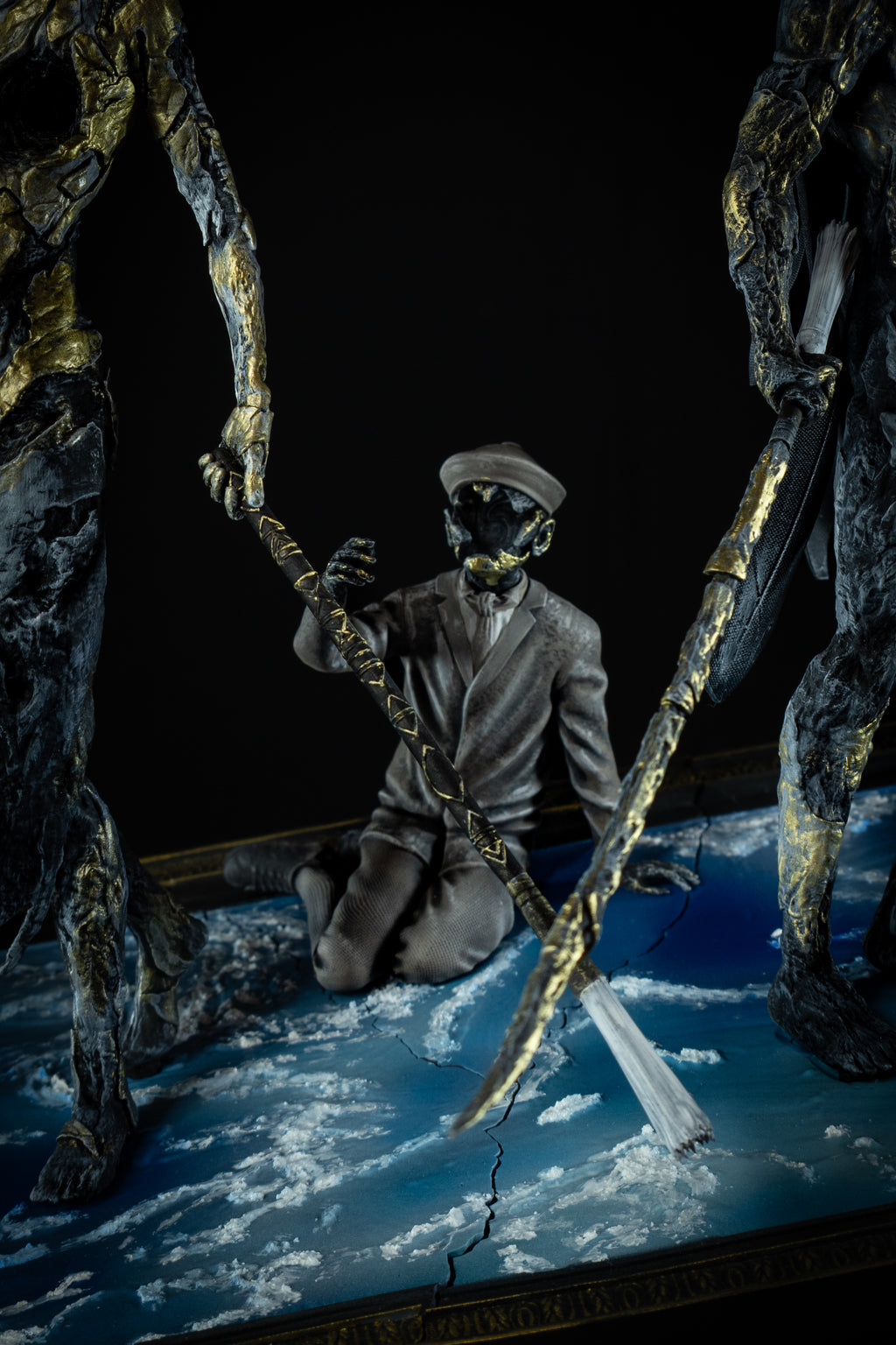 Expedition 33 – Premium Hand-Painted Diorama