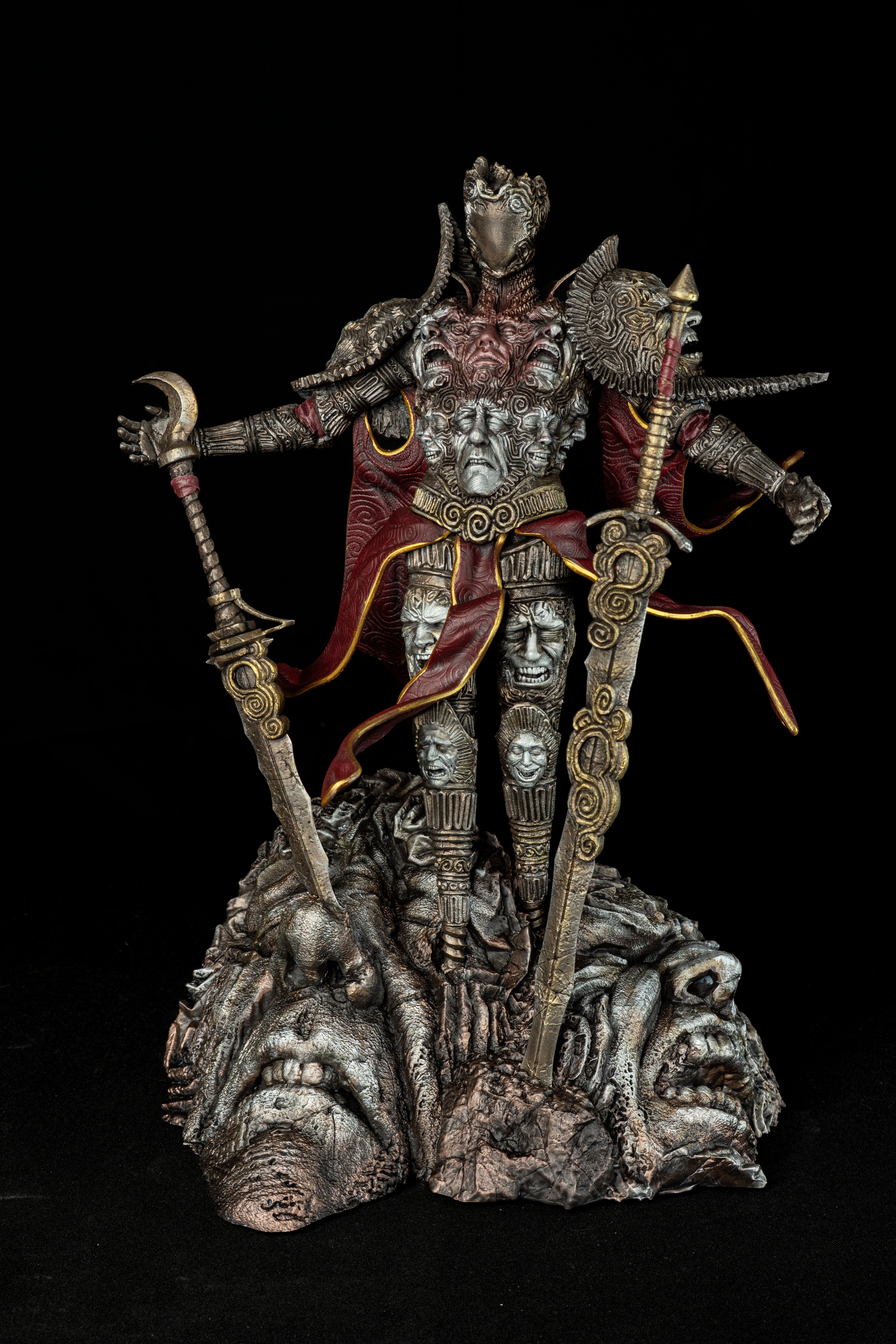 Mask Keeper Visage Premium Fan Art Figurine – Clair Obscur: Expedition 33 Diorama