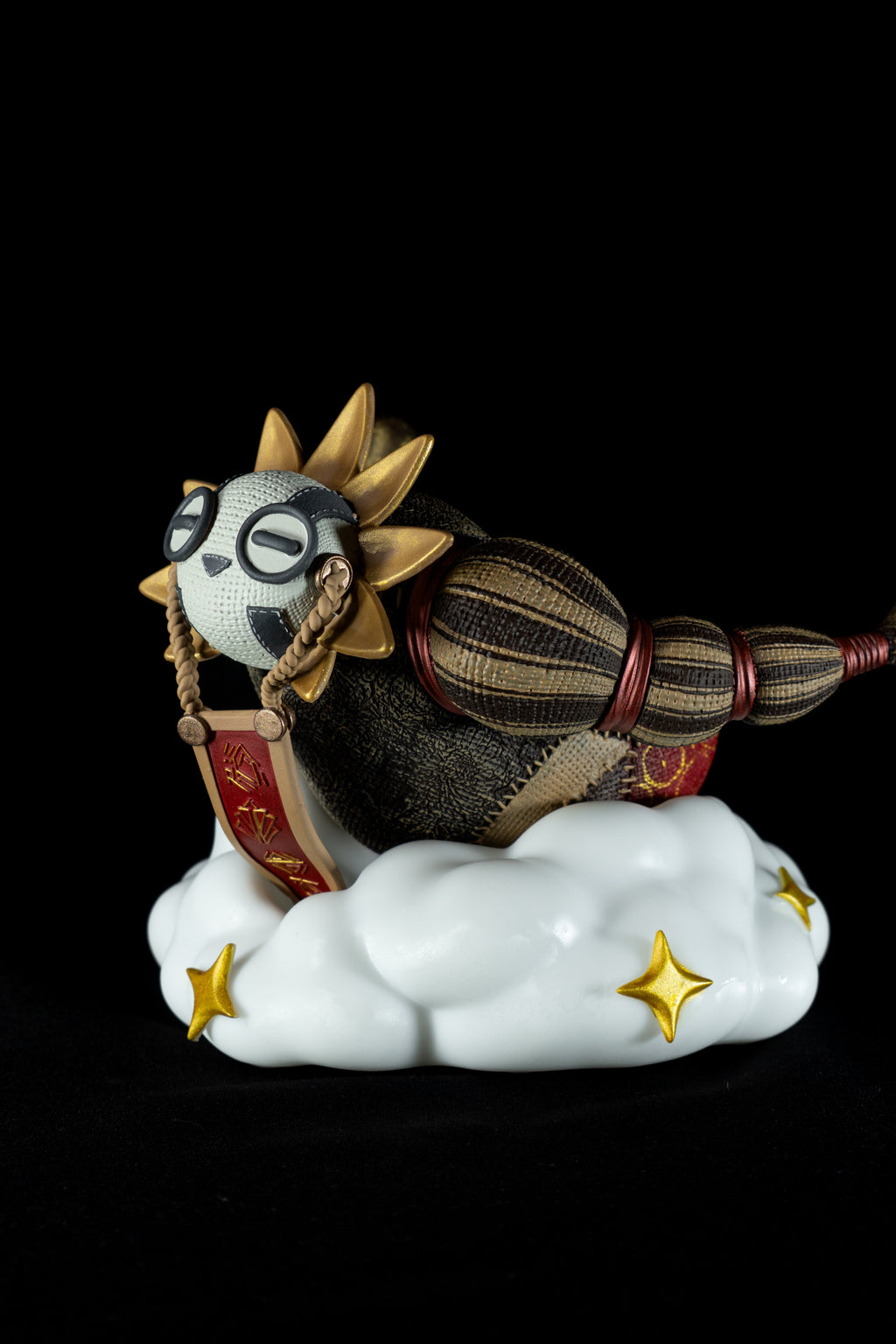 Esquie  Expedition 33 with LED Cloud Base (Fan Art) – Fully Magnetized Figure