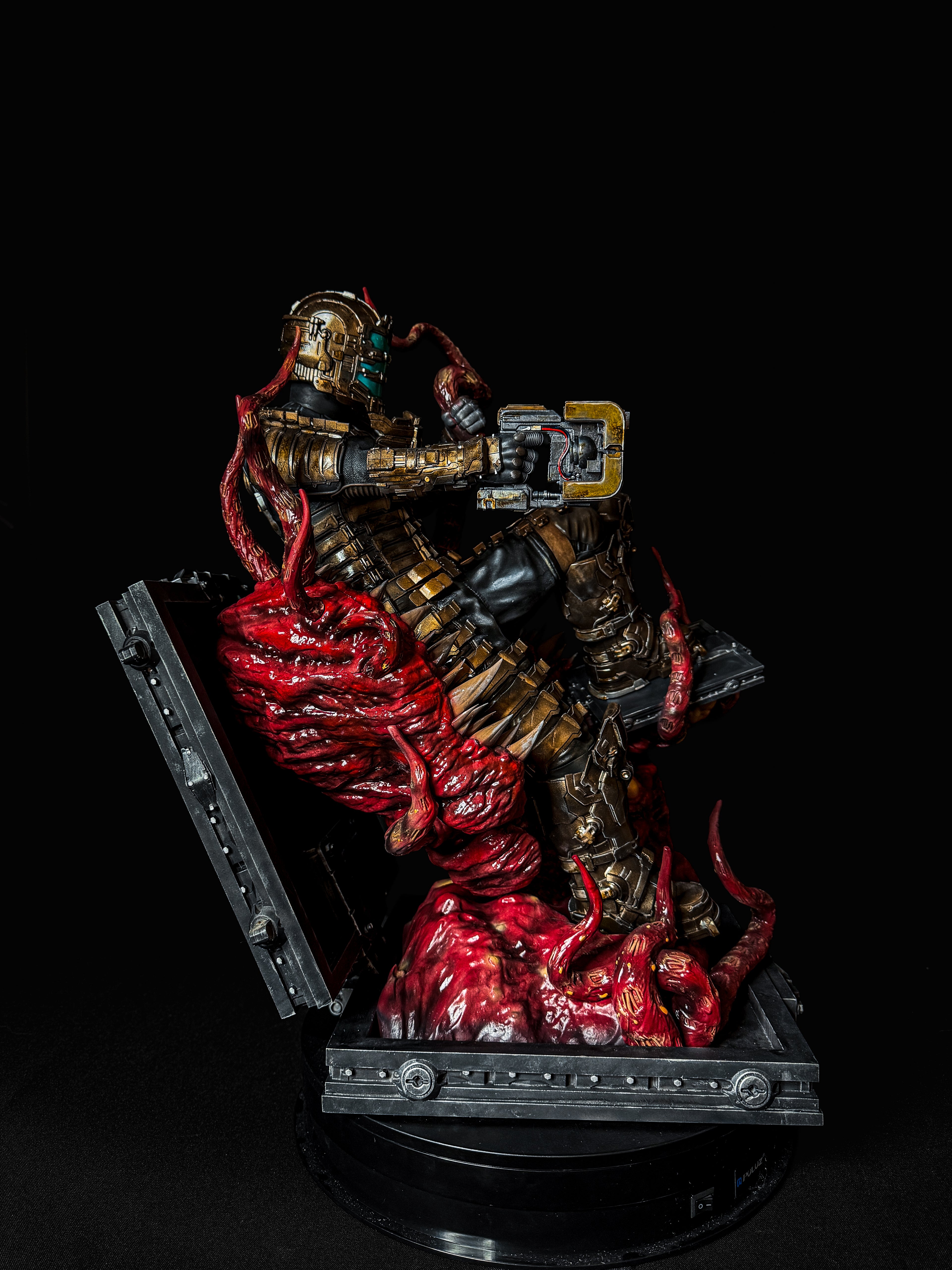 Isaac Clarke | Dead Space | Fan Art – Fully Magnetized Premium Diorama