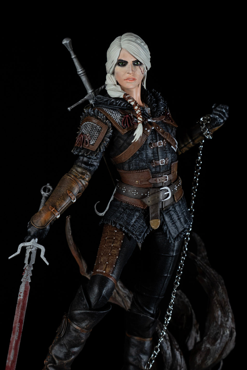 Ciri | The Witcher | Fan Art – Fully Magnetized Hand-Painted Figure