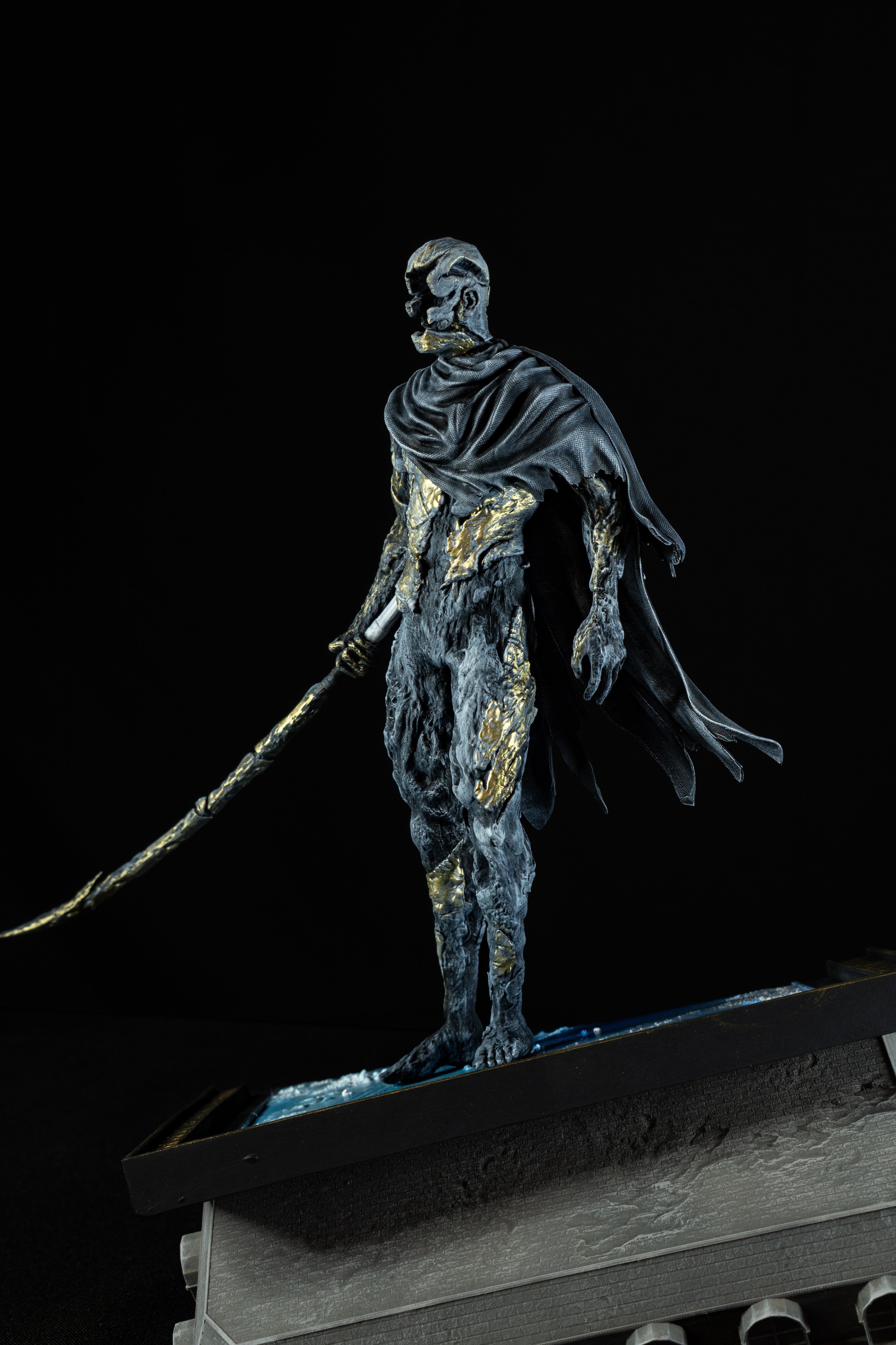 Renoir (The Curator) | Clair Obscur: Expedition 33 Fan Art | Fully Magnetized Collectible Figurine