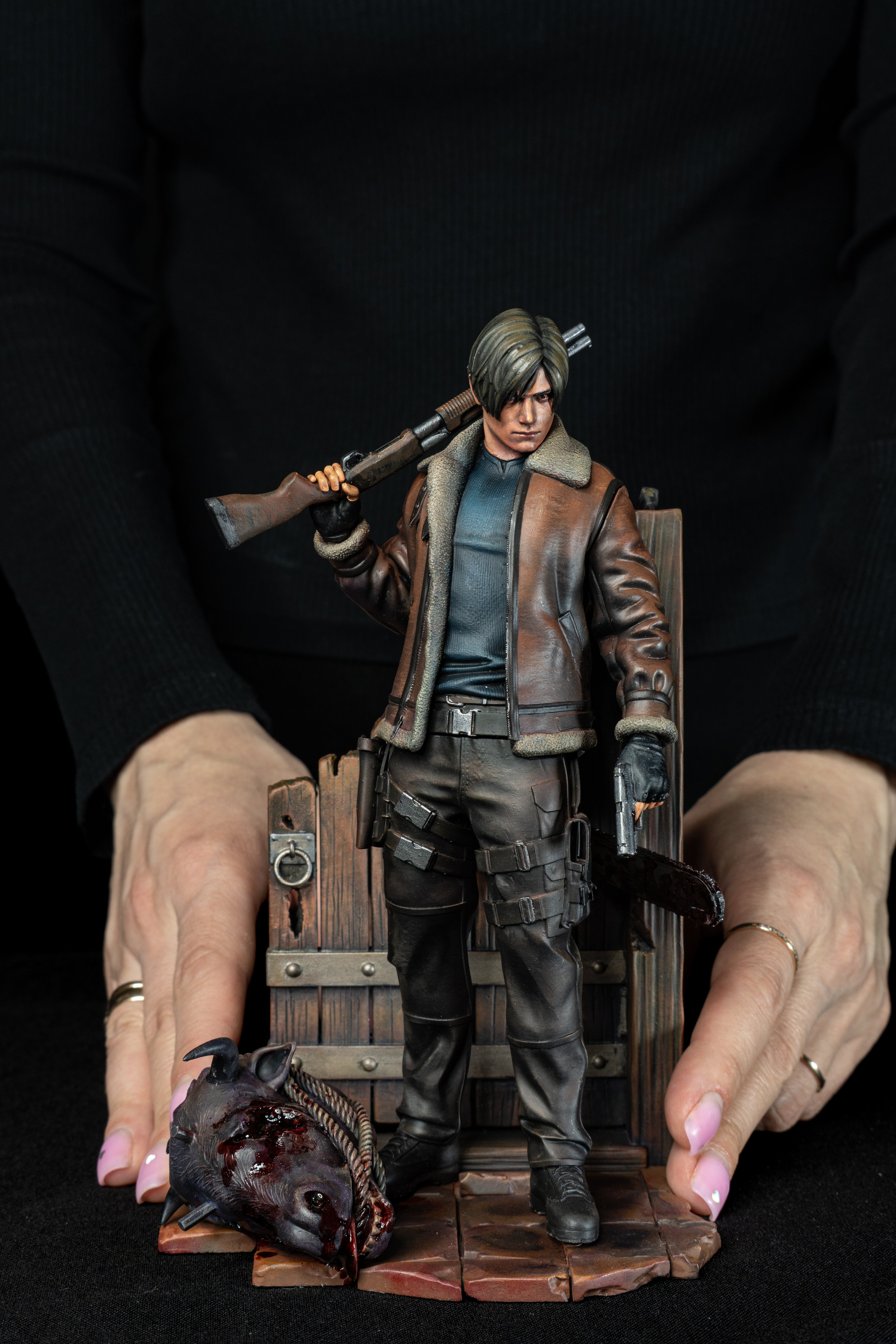 Leon Kennedy Collectible Statue | Hand-Painted Resin Figure | Premium Fan Art