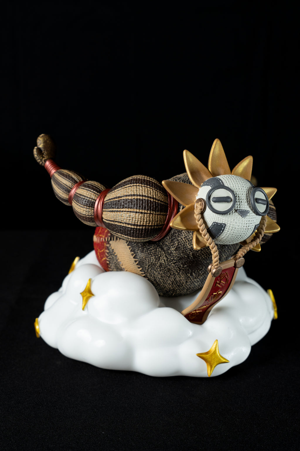 Esquie  Expedition 33 with LED Cloud Base (Fan Art) – Fully Magnetized Figure
