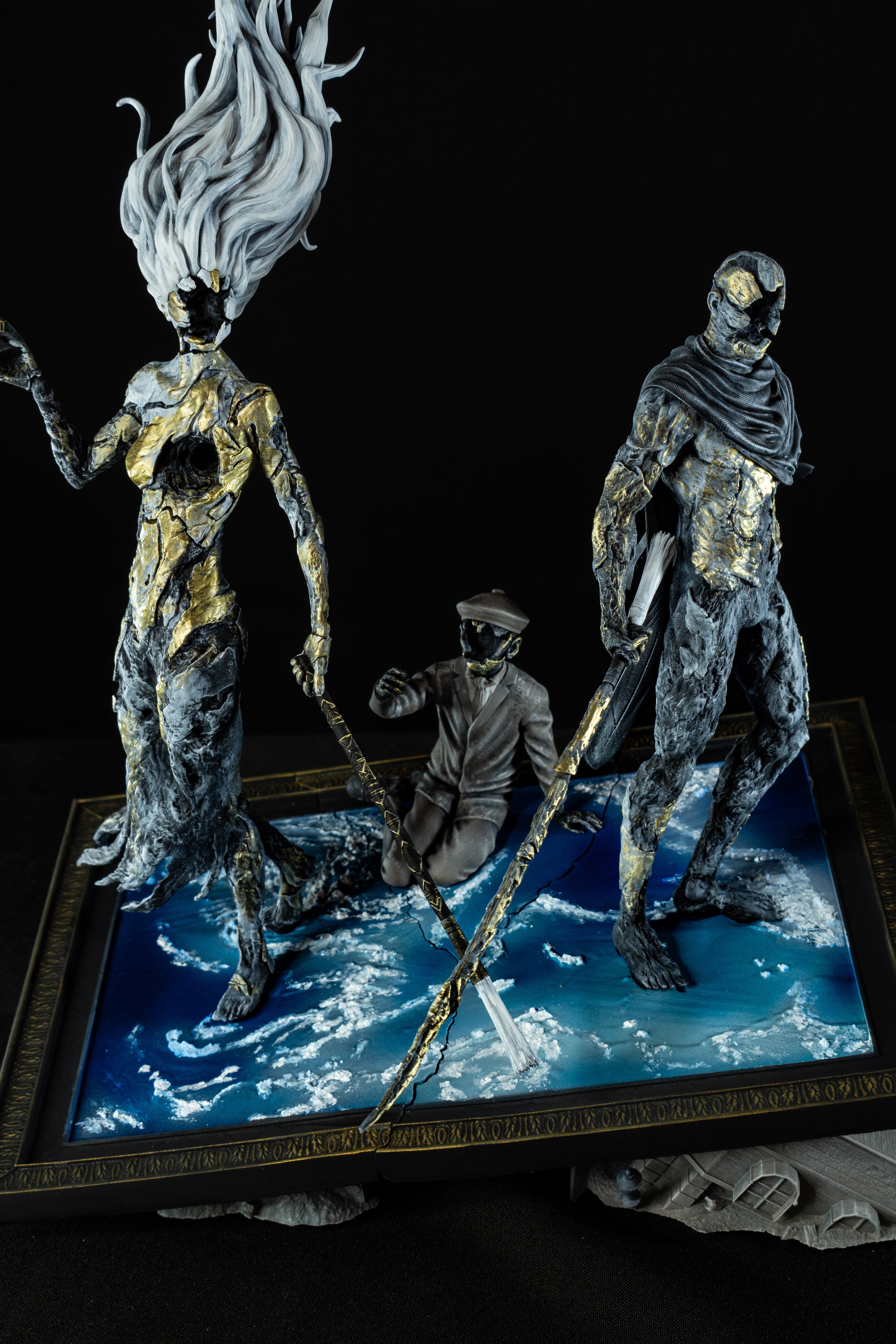 Expedition 33 – Premium Hand-Painted Diorama