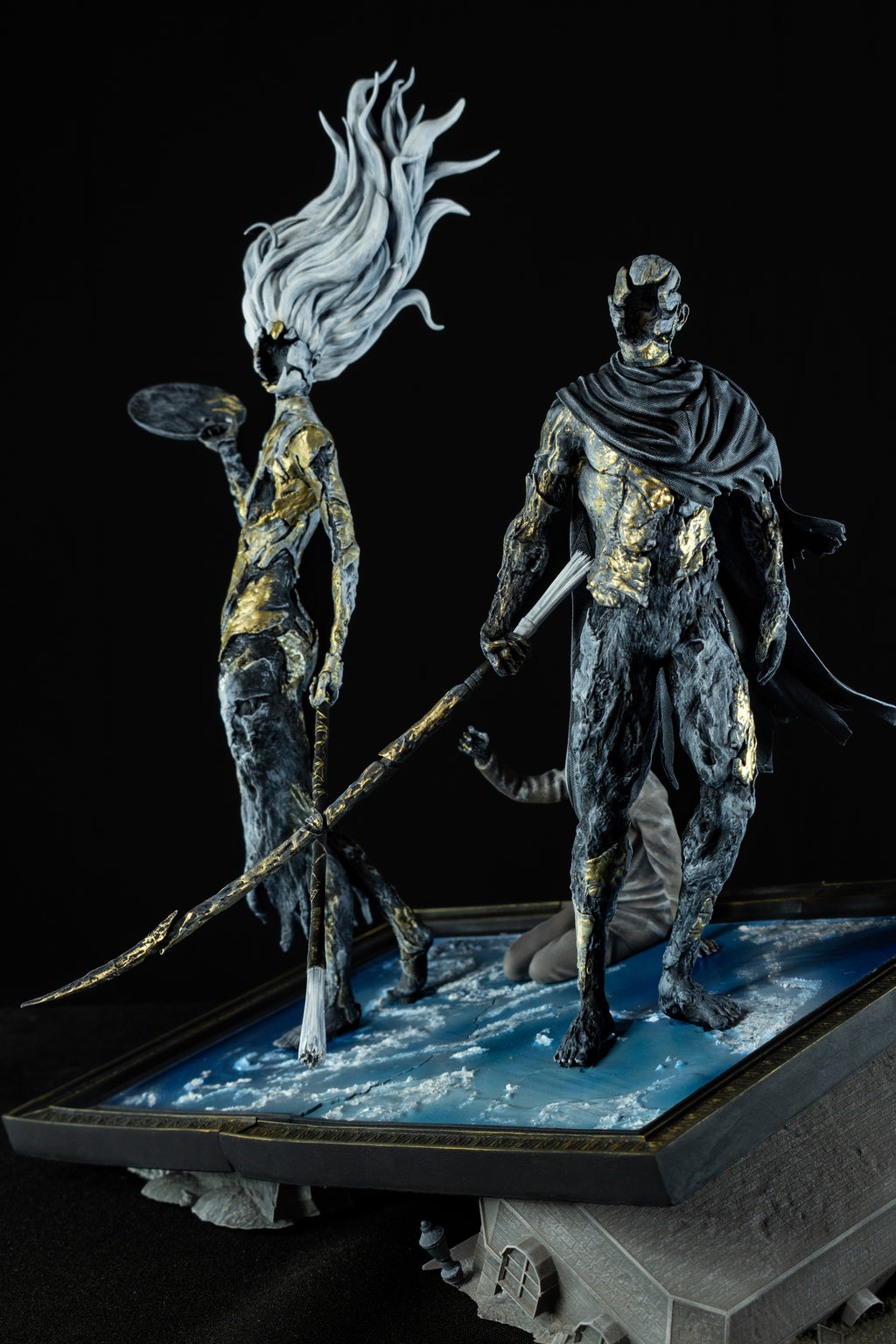Expedition 33 – Premium Hand-Painted Diorama
