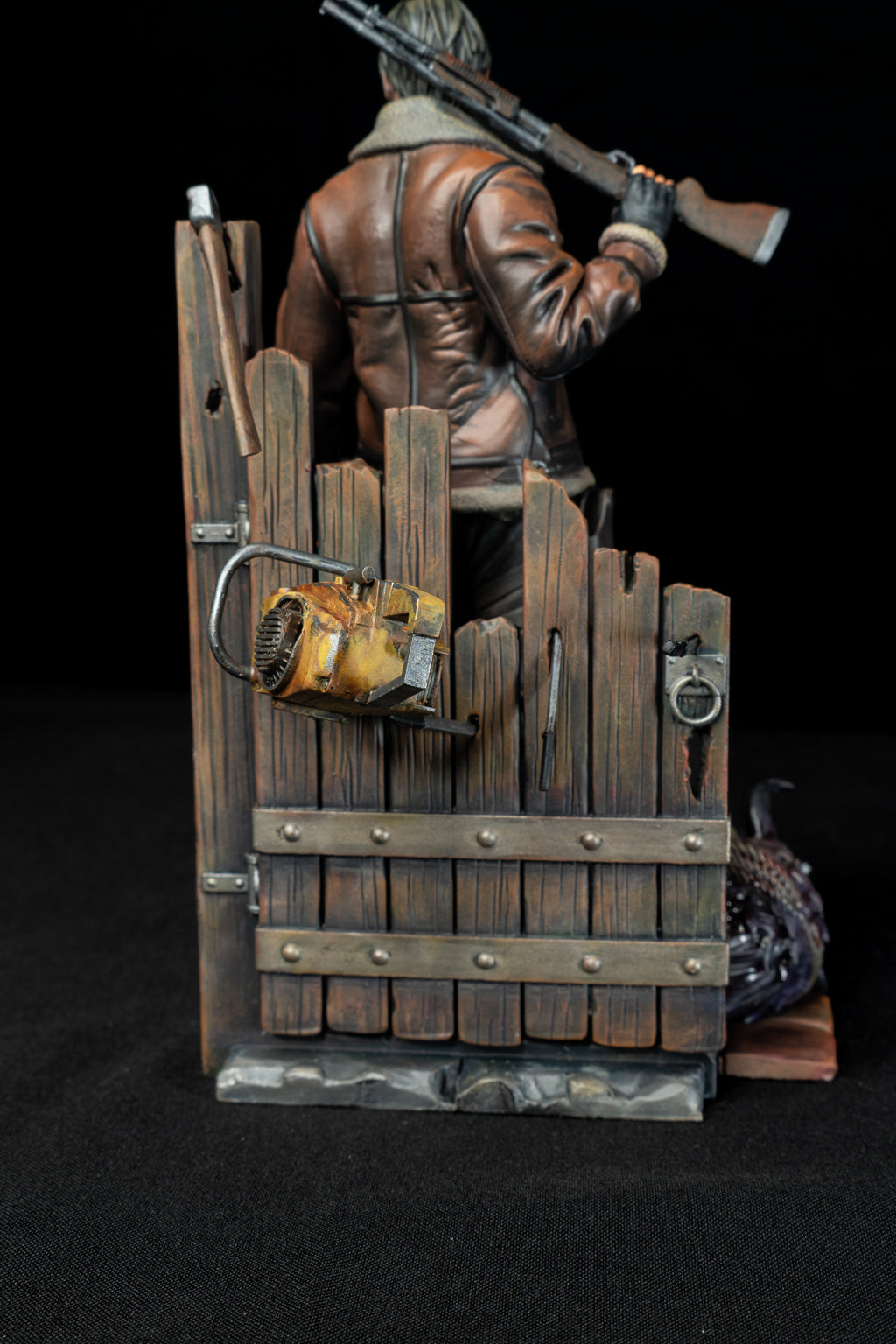 Leon Kennedy Collectible Statue | Hand-Painted Resin Figure | Premium Fan Art