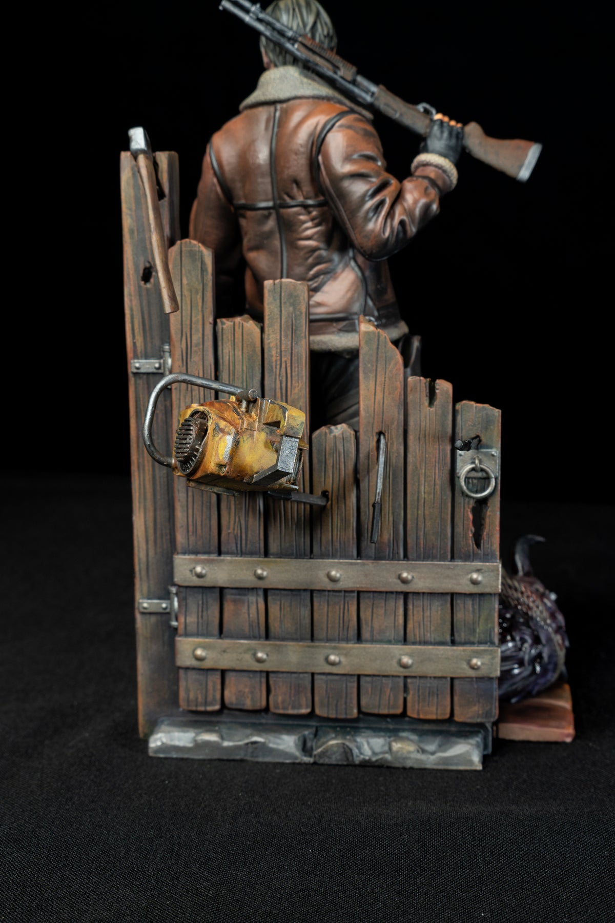 Leon Kennedy Collectible Statue | Hand-Painted Resin Figure | Premium Fan Art