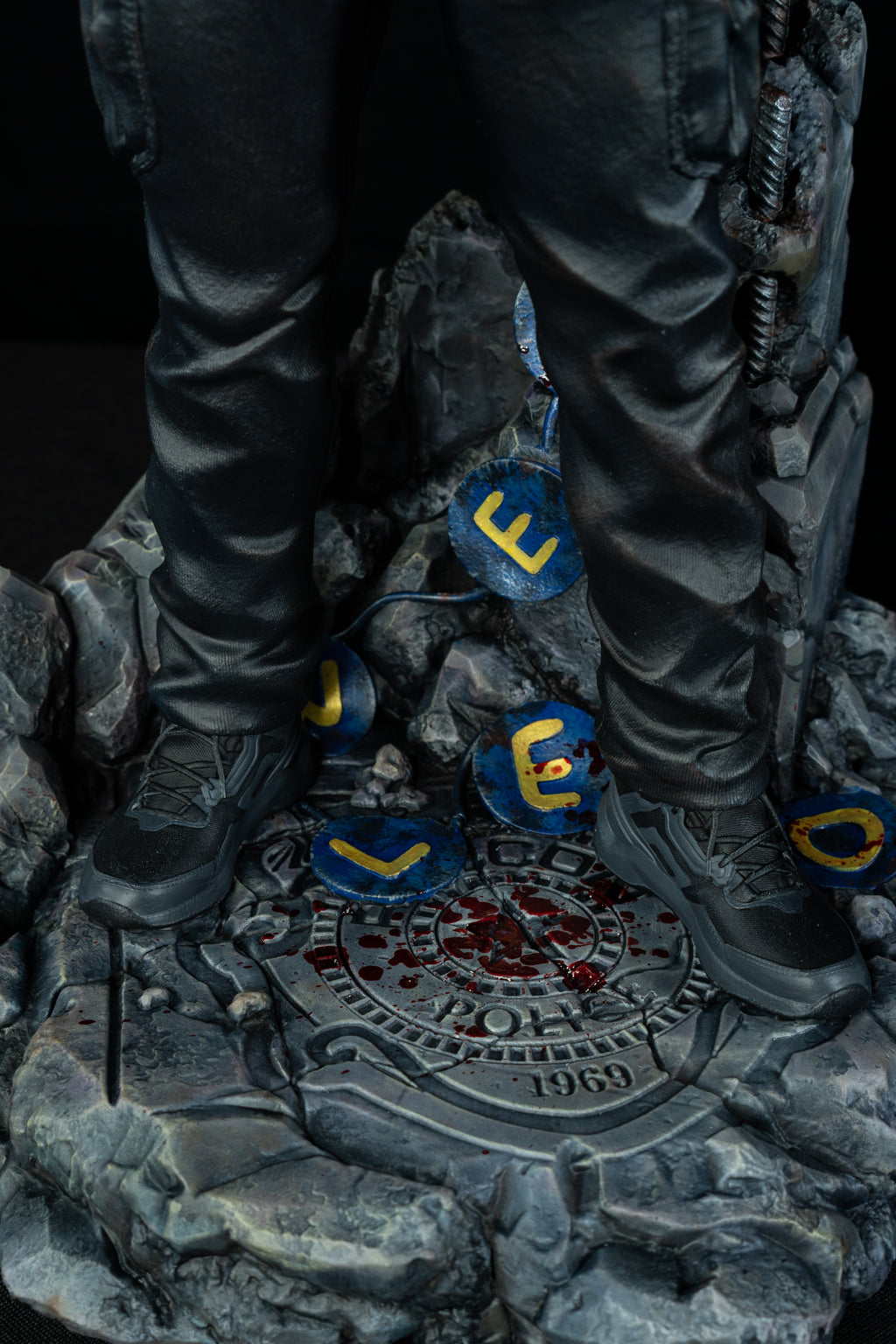 Leon S. Kennedy – Resident Evil 9 Tribute Sammlerfigur | Handbemalte Harzstatue
