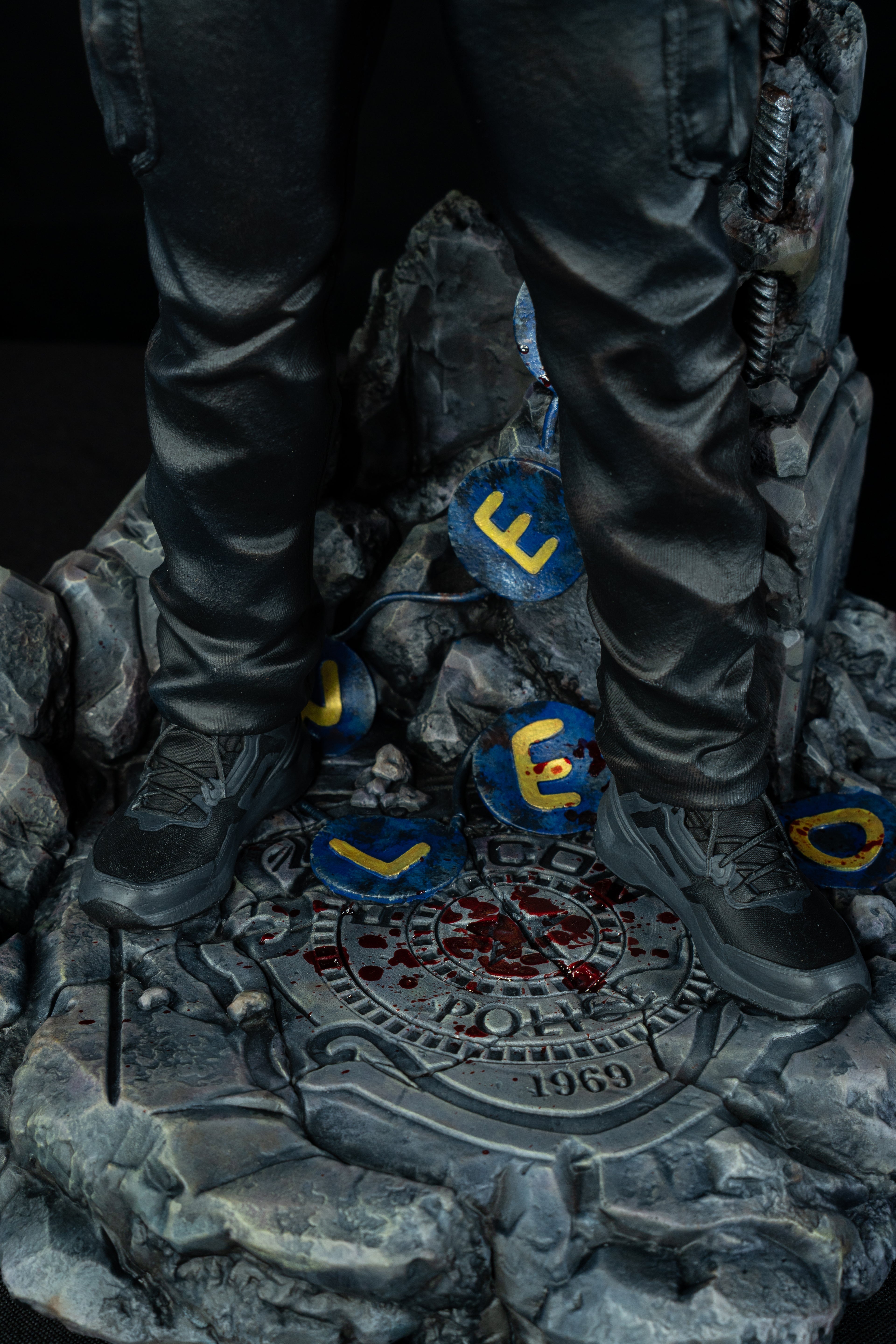 Leon S. Kennedy – Resident Evil 9 Tribute Sammlerfigur | Handbemalte Harzstatue