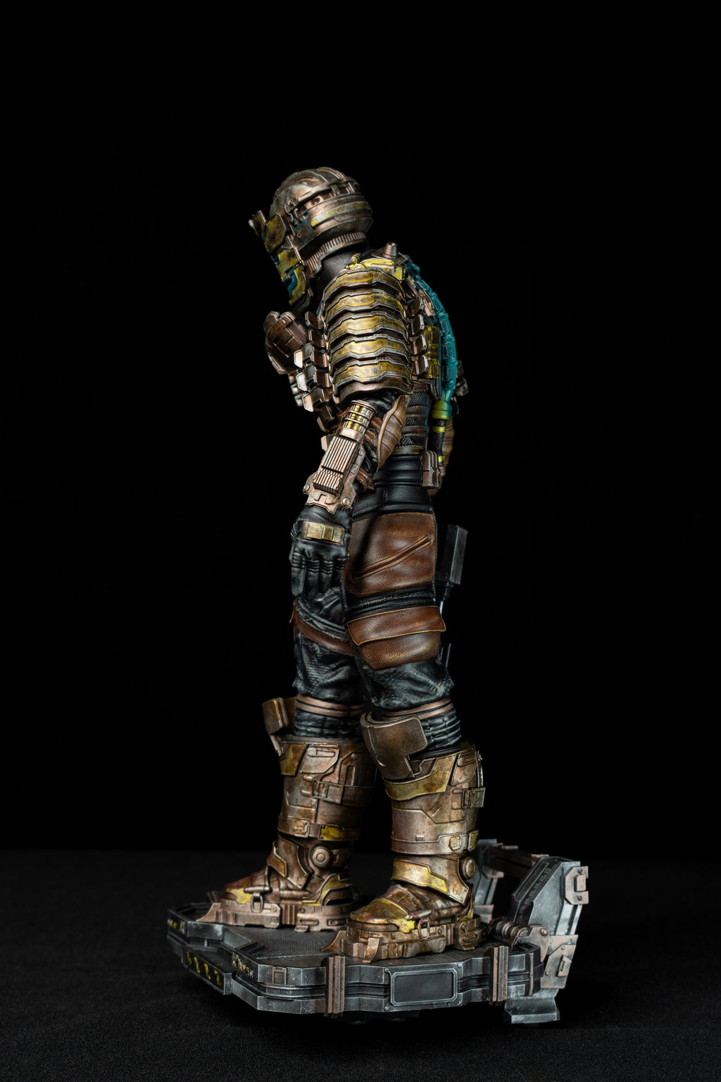 Isaac Clarke | Dead Space Fan Art | Fully Magnetized Collectible Figurine