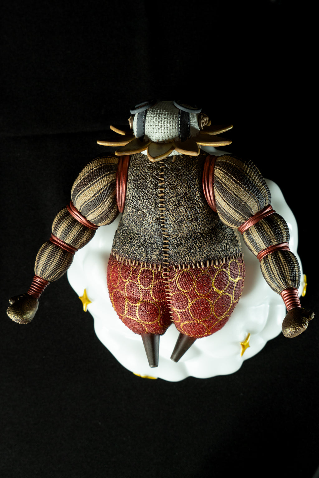 Esquie  Expedition 33 with LED Cloud Base (Fan Art) – Fully Magnetized Figure