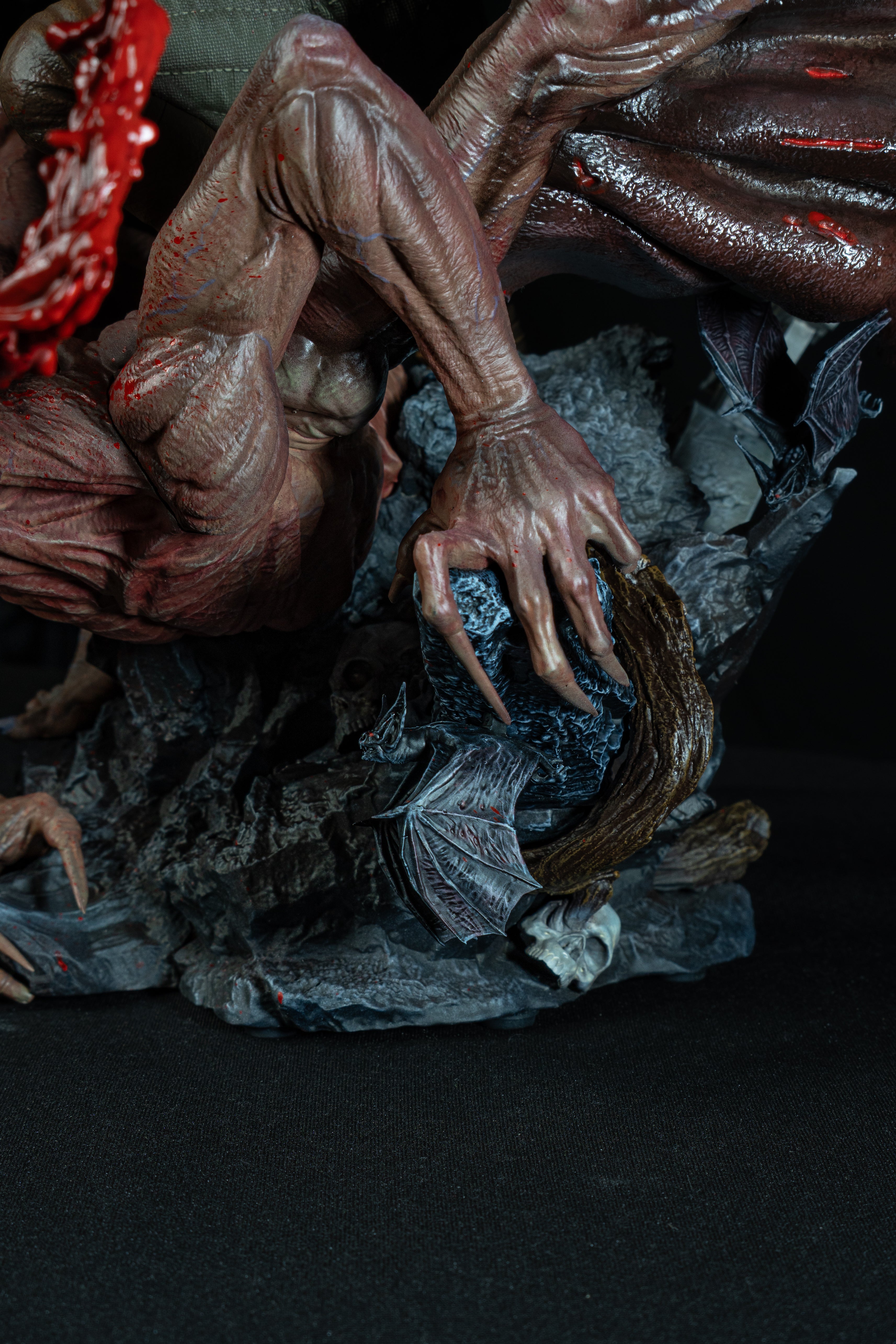 Geralt vs Dettlaff | The Witcher 3 | Fan Art – Fully Magnetized Hand-Painted Figure⁠