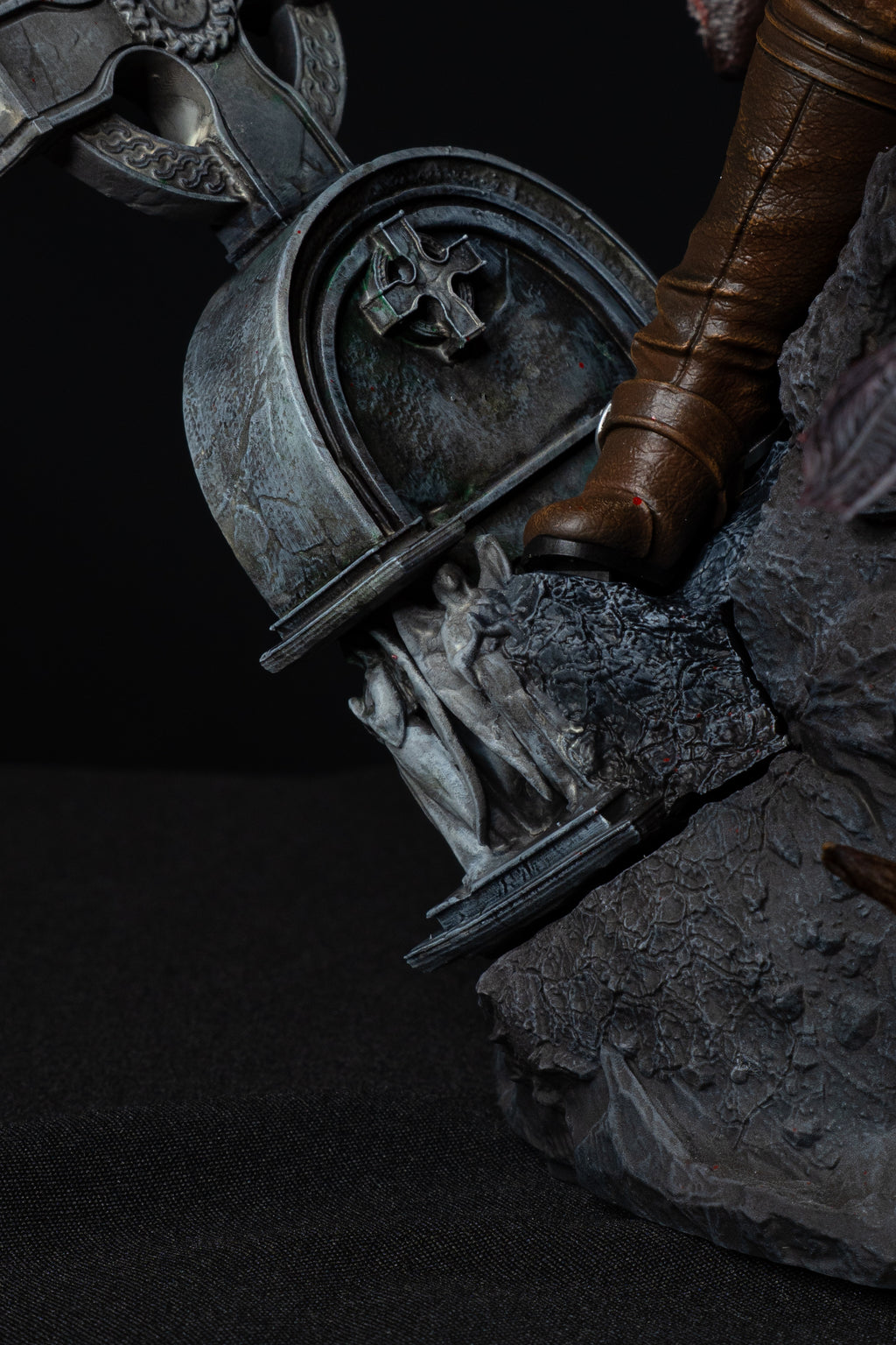 Geralt vs Dettlaff | The Witcher 3 | Fan Art – Fully Magnetized Hand-Painted Figure⁠