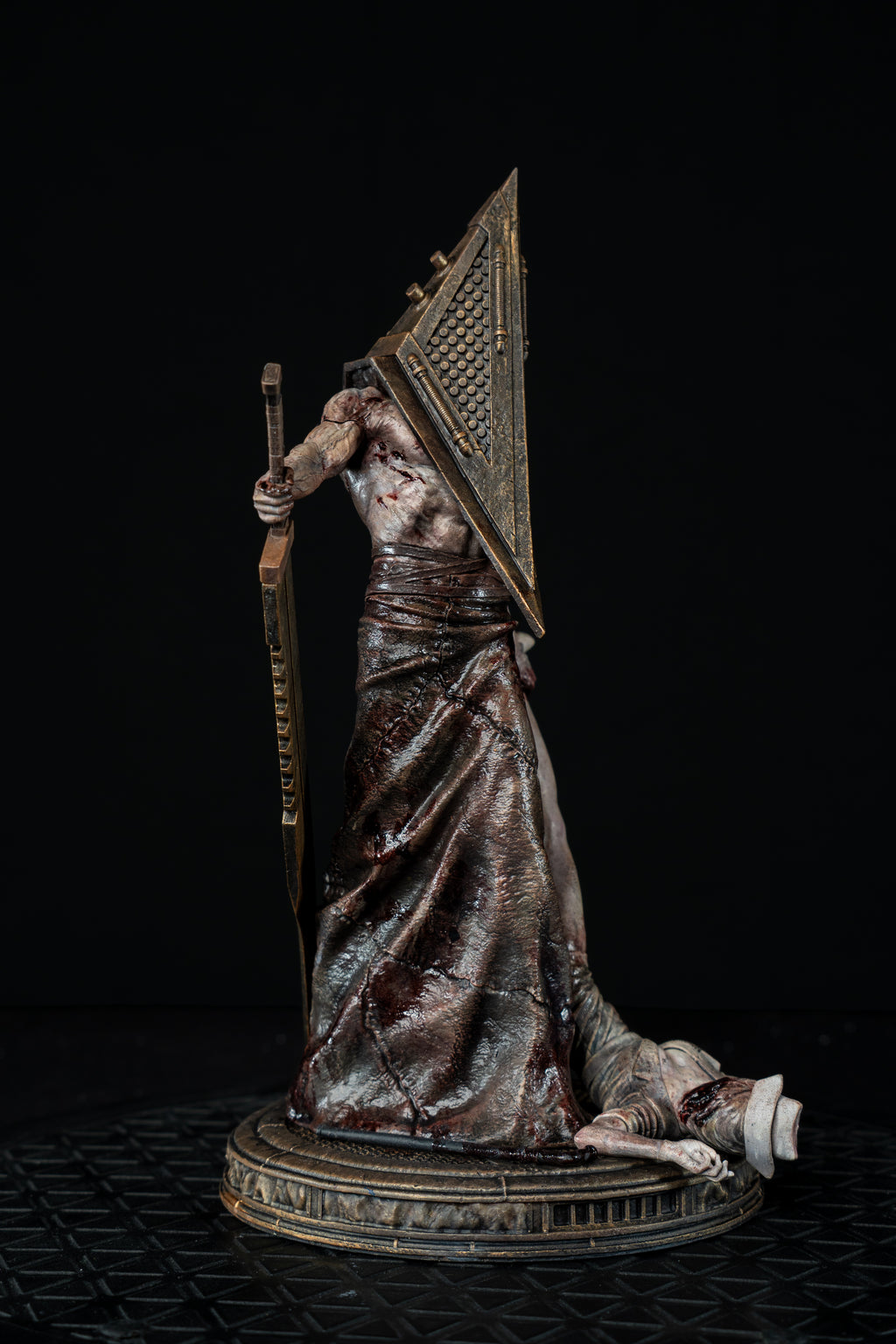 Pyramid Head & Nurse | Silent Hill | Fan Art | Fully Magnetized Collectible Diorama