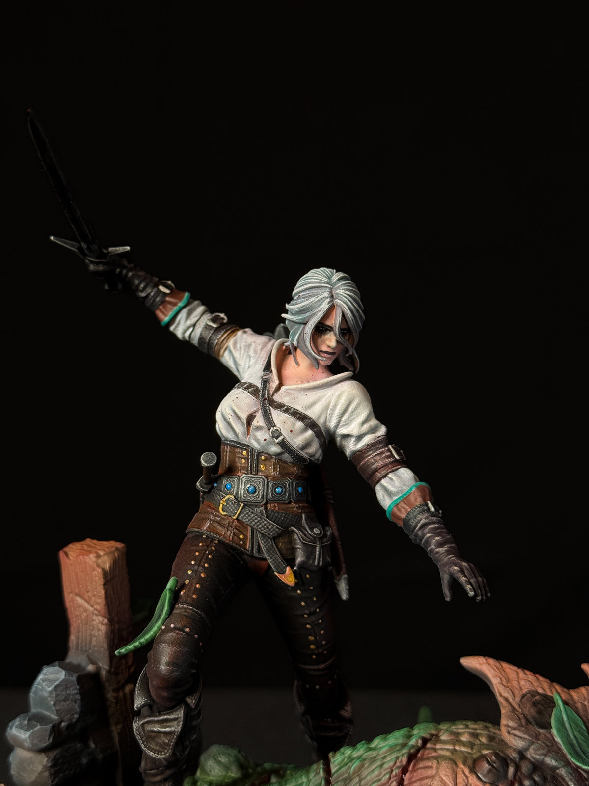Ciri Diorama | The Witcher 3 | Fan Art | Fully Magnetized Collectible Figurine