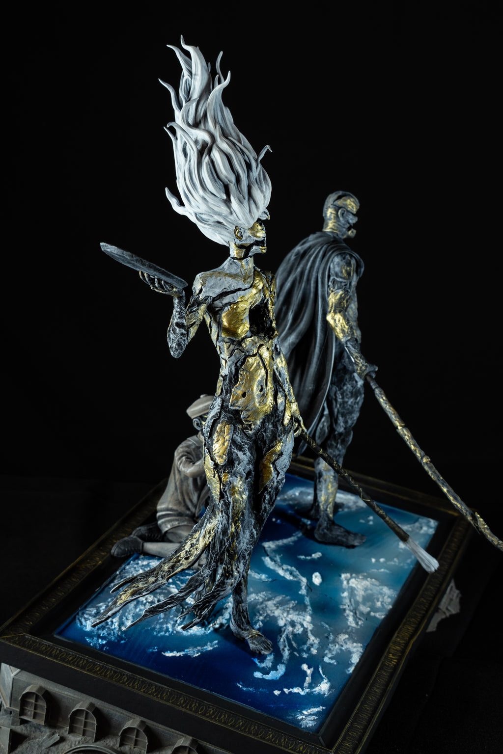 Expedition 33 – Premium Hand-Painted Diorama