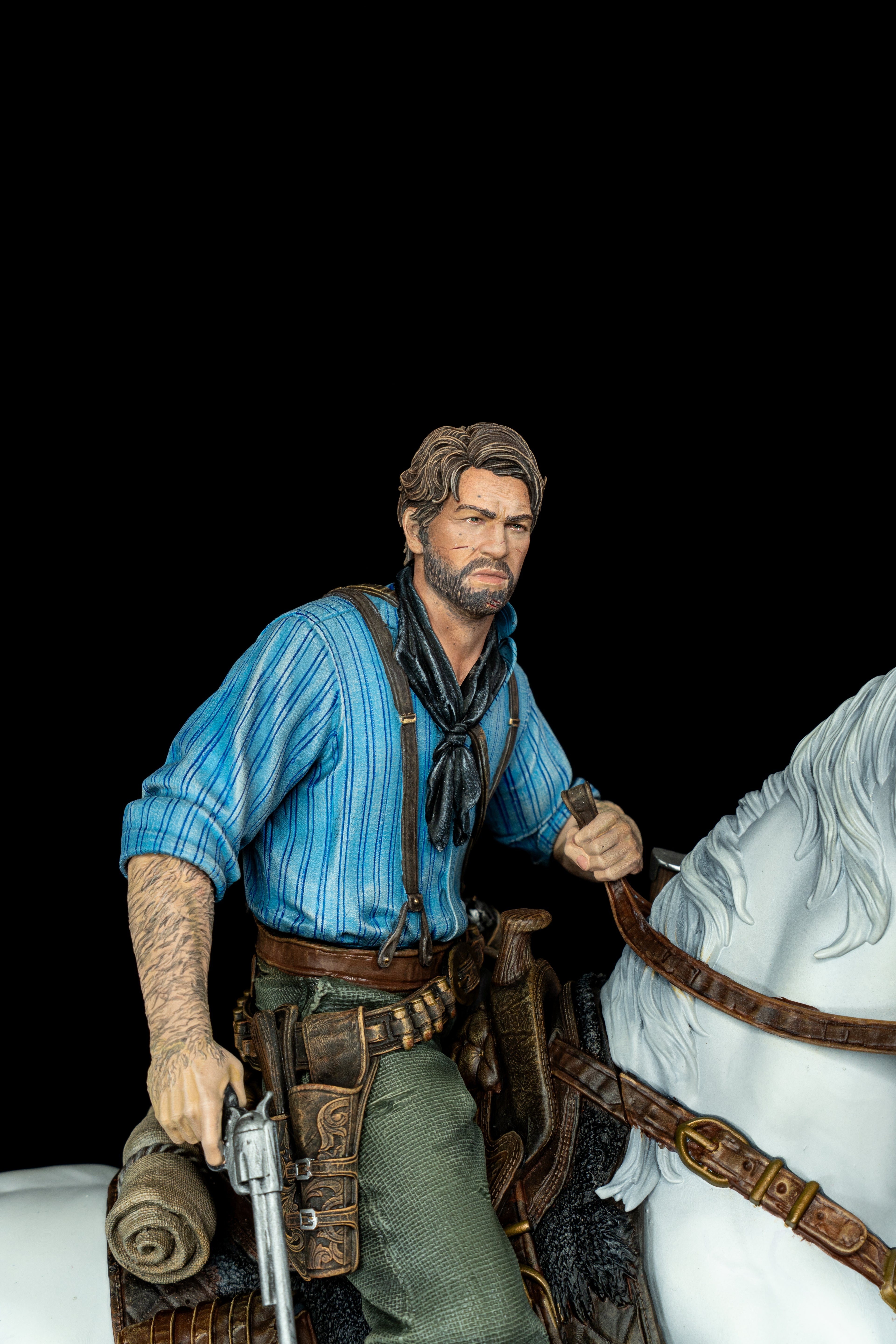 Arthur Morgan on Horse (RDR Fan Art) – Fully Magnetized Hand-Painted Figure