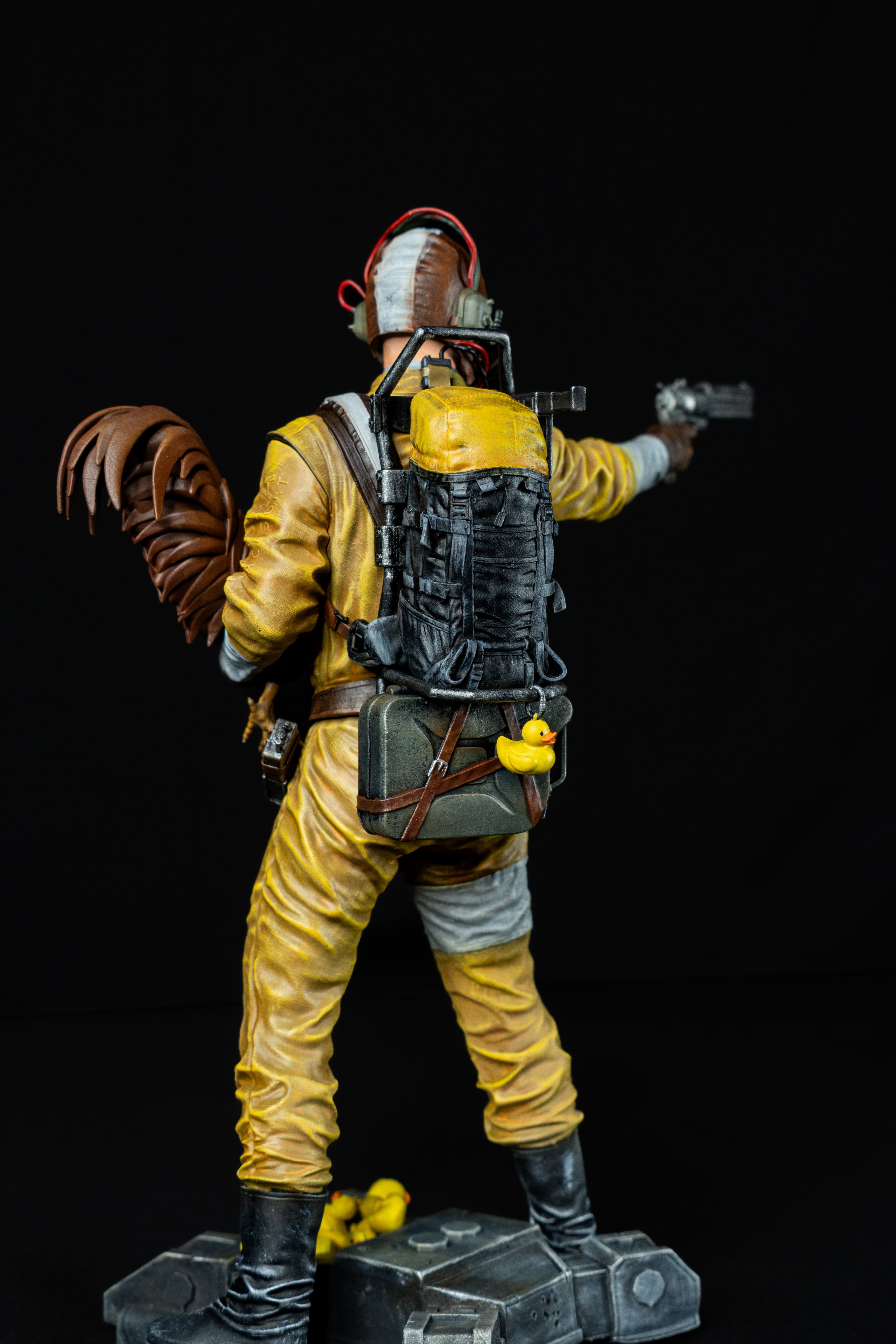 Raider with Scrappy the Rooster (Arc Raiders Fan Art) – Fully Magnetized Figure