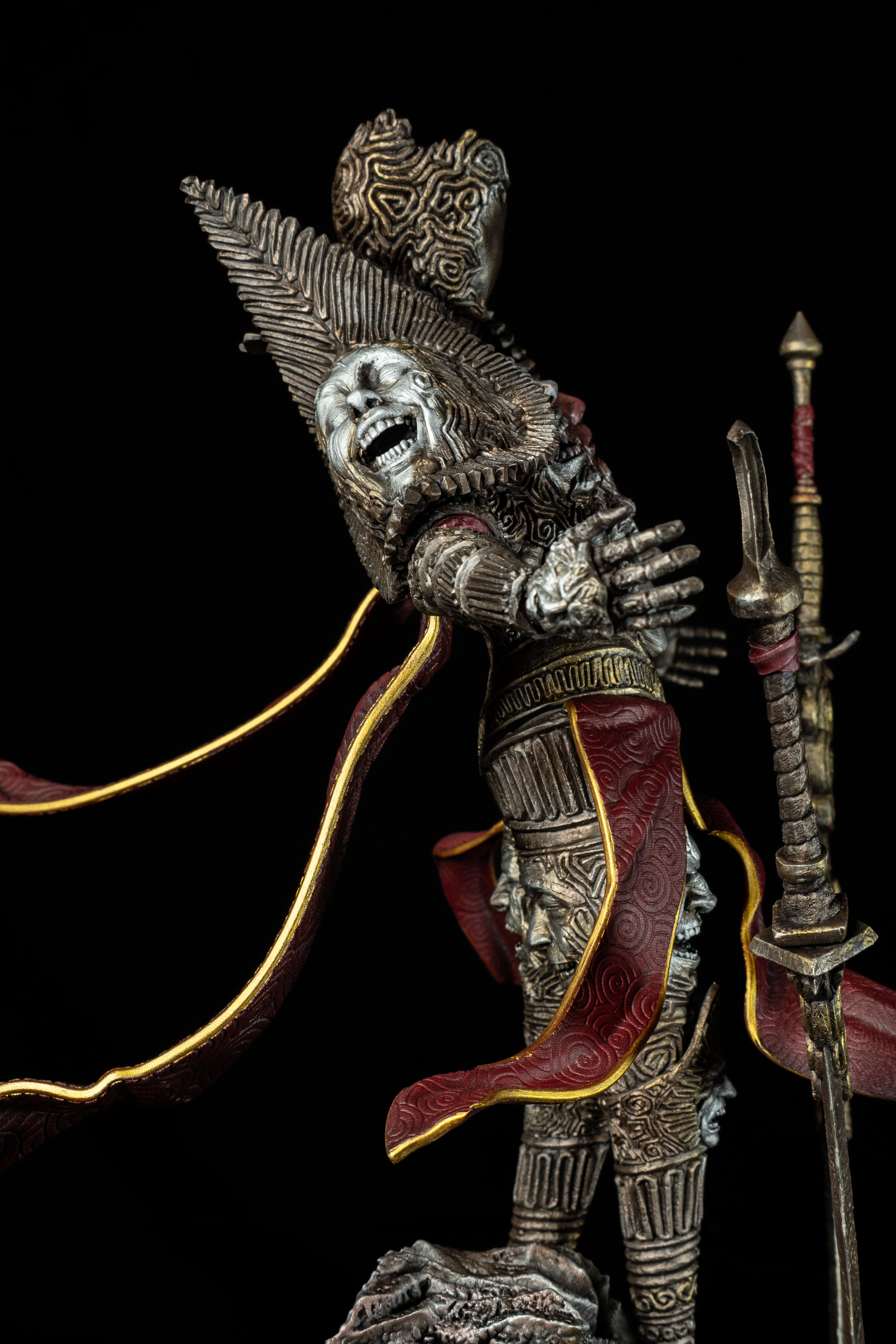 Mask Keeper Visage Premium Fan Art Figurine – Clair Obscur: Expedition 33 Diorama