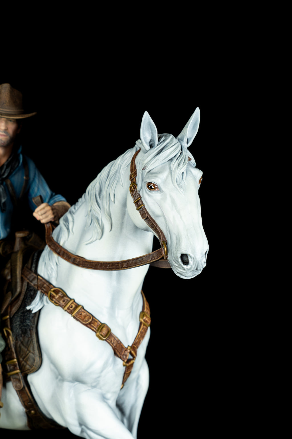 Arthur Morgan on Horse (RDR Fan Art) – Fully Magnetized Hand-Painted Figure