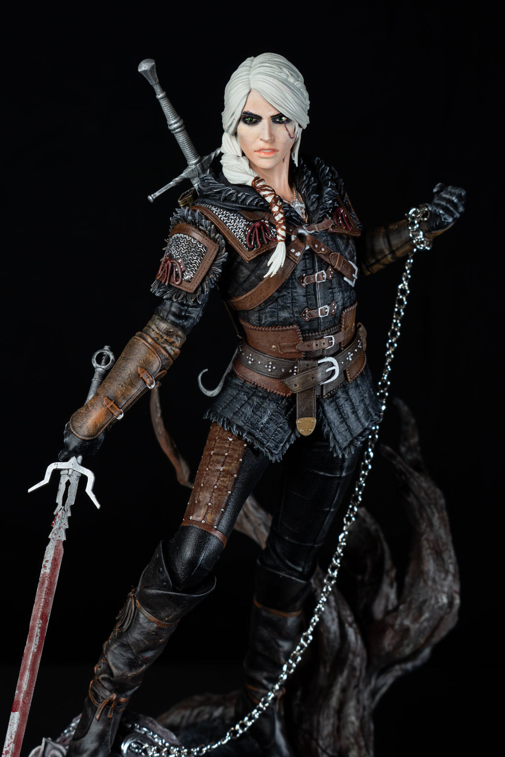Ciri | The Witcher | Fan Art – Fully Magnetized Hand-Painted Figure