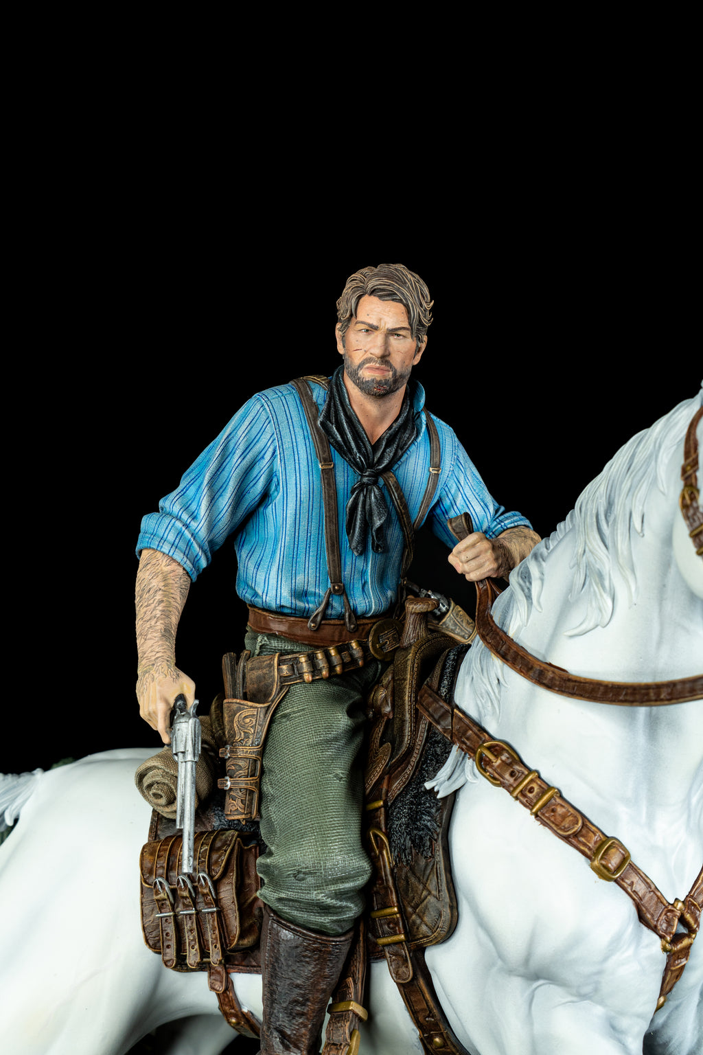 Arthur Morgan on Horse (RDR Fan Art) – Fully Magnetized Hand-Painted Figure