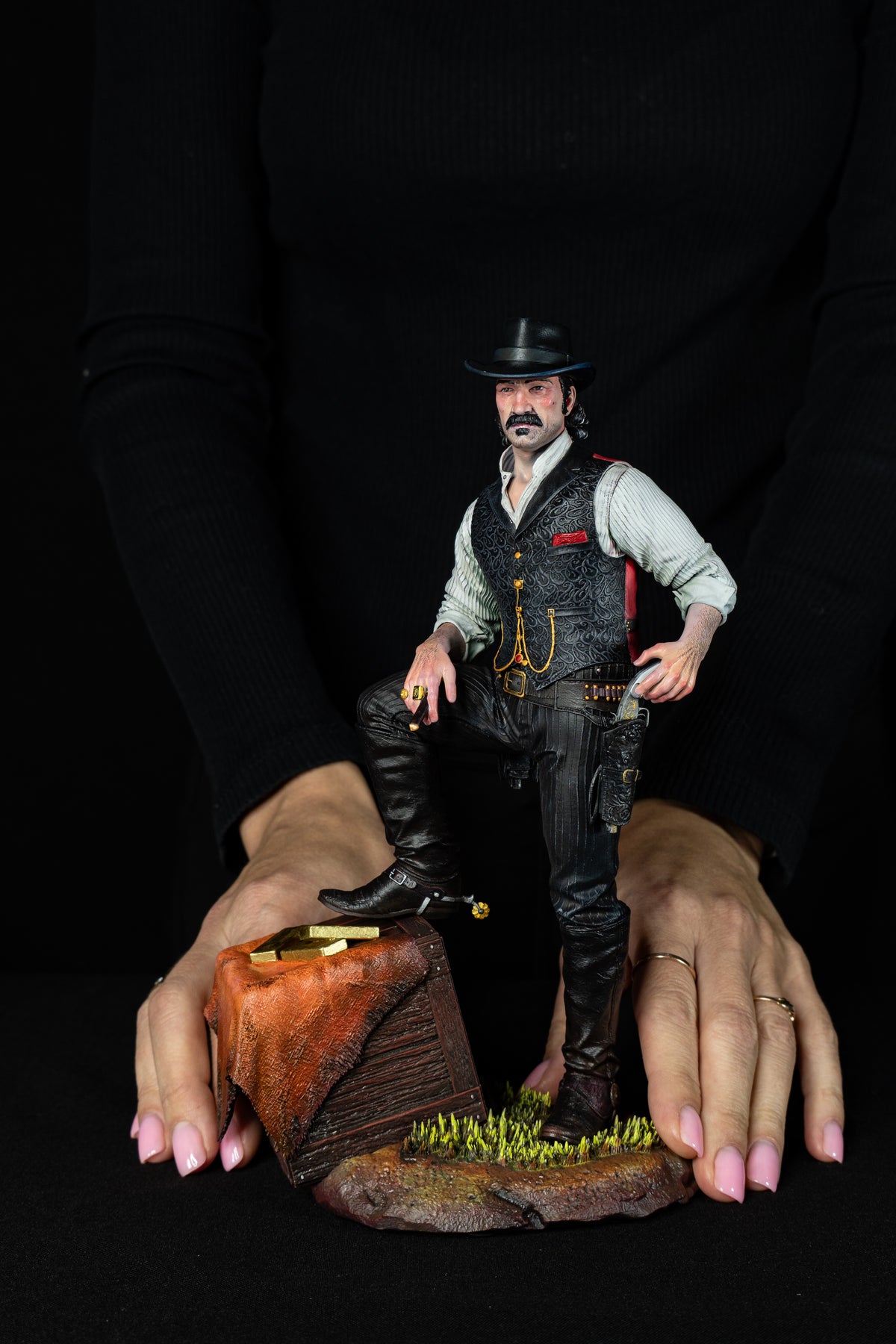Dutch van der Linde | Red Dead Redemption 2 | Fan Art | Fully Magnetized Collectible Figurine