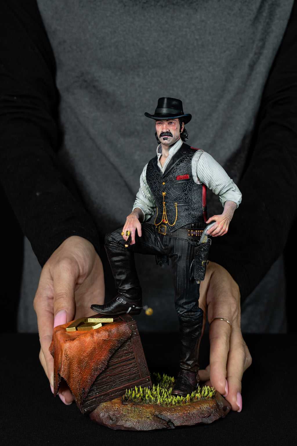 Dutch van der Linde | Red Dead Redemption 2 | Fan Art | Fully Magnetized Collectible Figurine