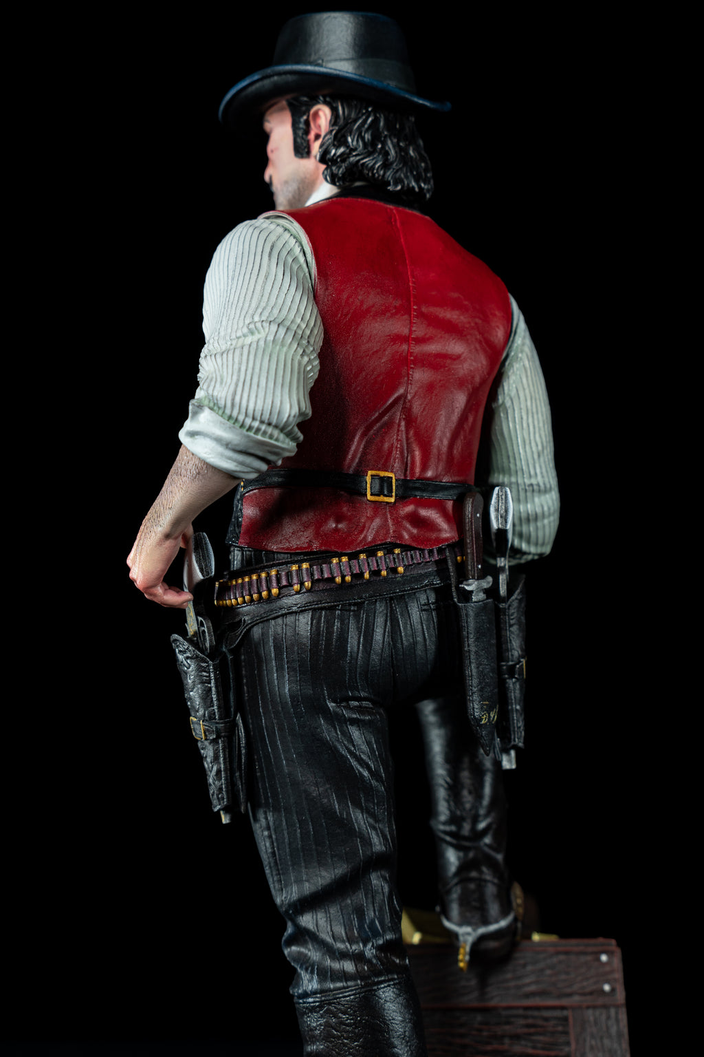 Dutch van der Linde | Red Dead Redemption 2 | Fan Art | Fully Magnetized Collectible Figurine