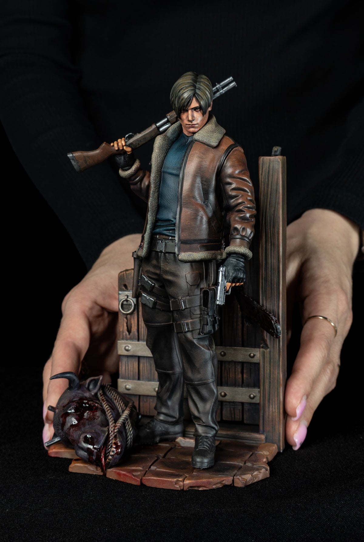 Leon Kennedy Collectible Statue | Hand-Painted Resin Figure | Premium Fan Art