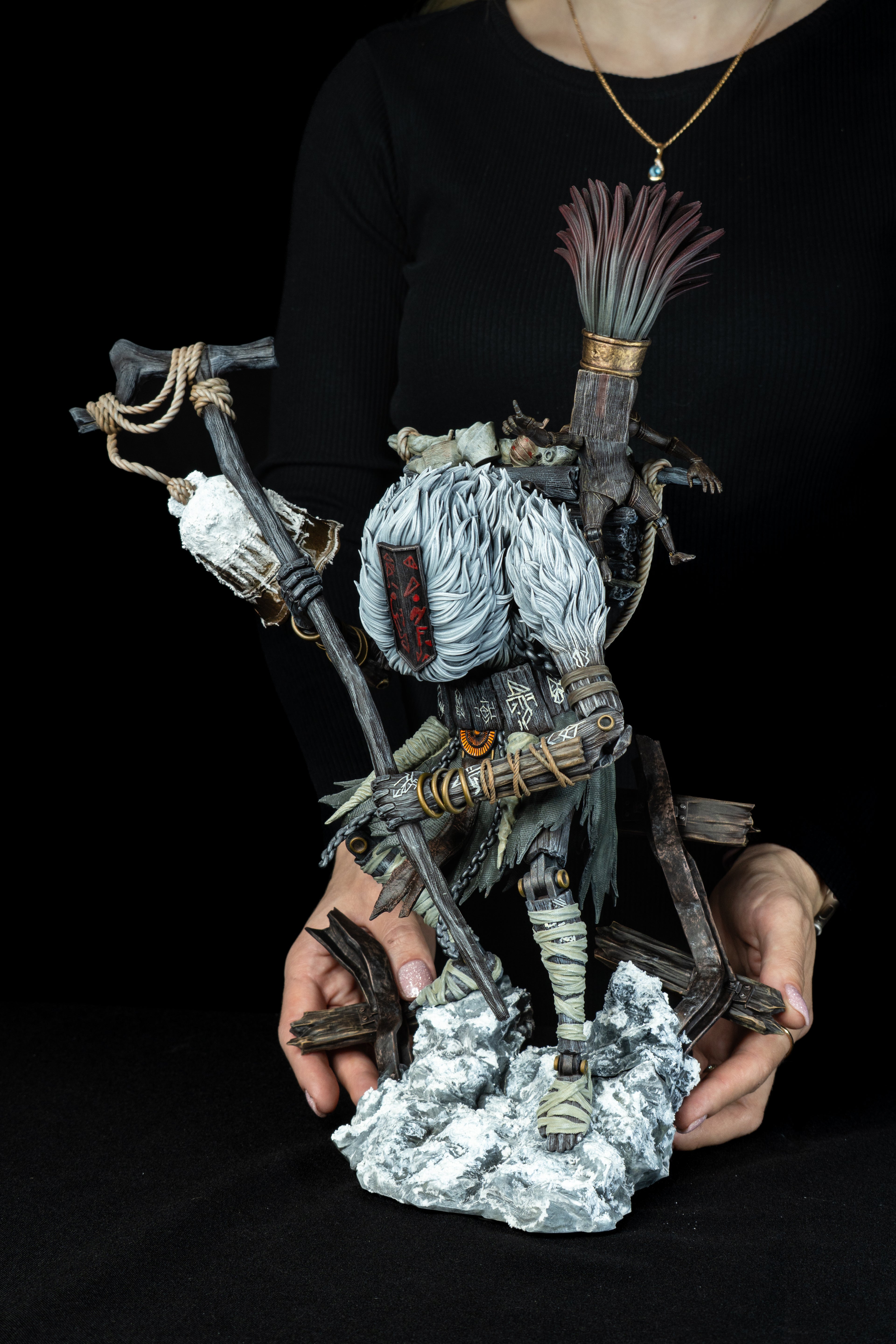 Monoco & Noco Expedition 33 - Collectible Figure | Hand-Painted Resin Figure