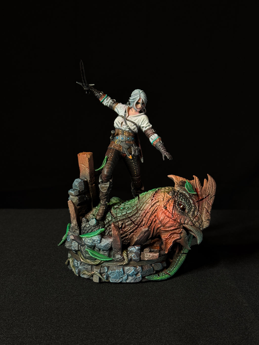 Ciri Diorama | The Witcher 3 | Fan Art | Fully Magnetized Collectible Figurine