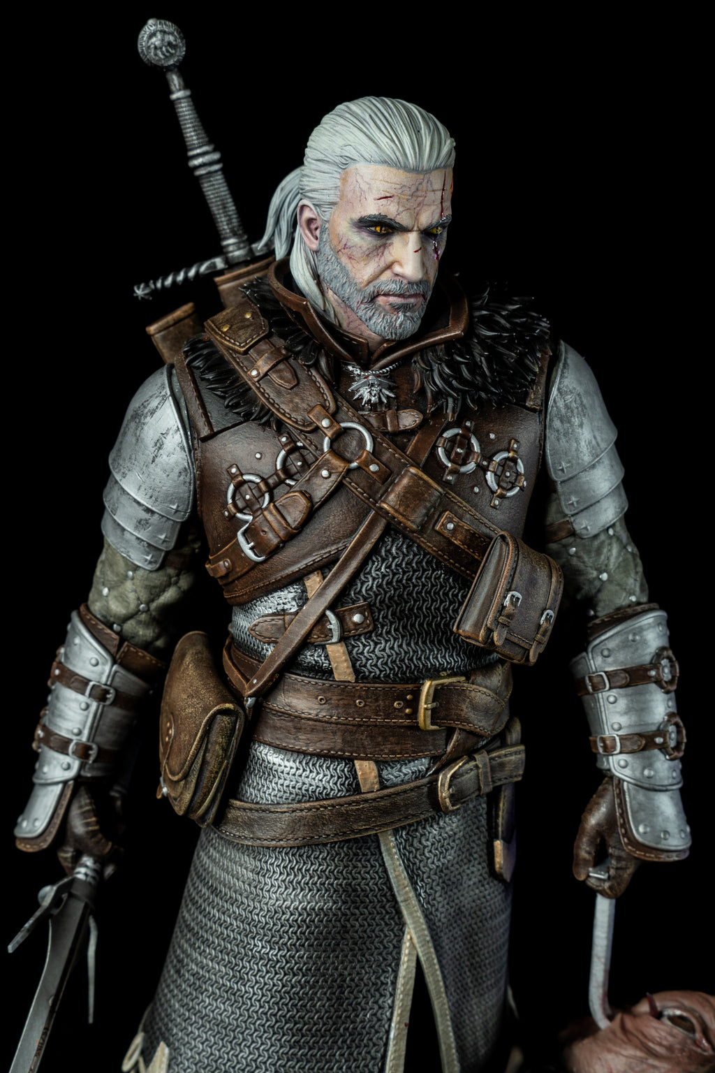 Geralt  | The WItcher | Bear School Armor Collectible Statue | Resin Figure | Hand-Painted Premium Fan Art