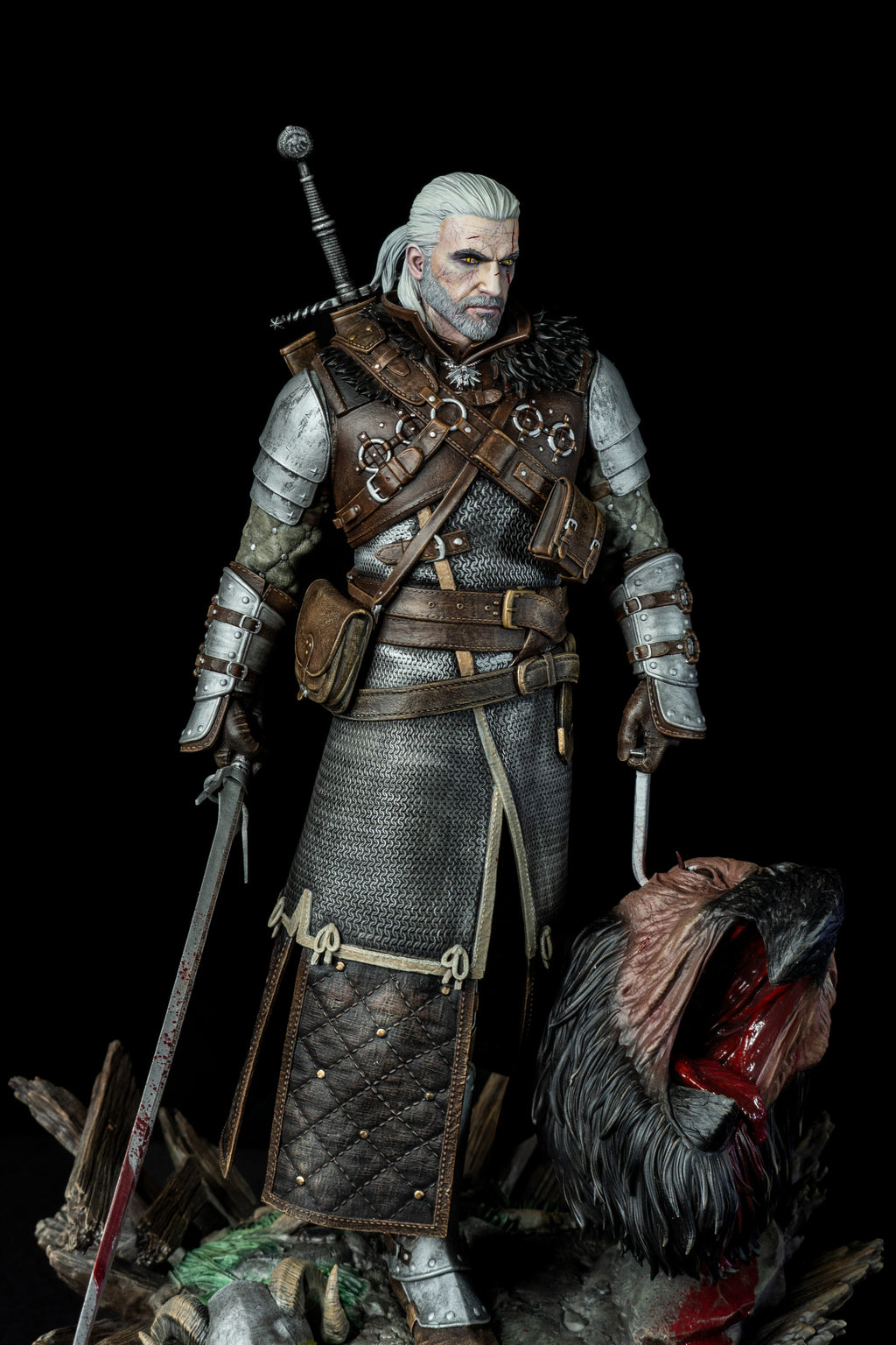 Geralt  | The WItcher | Bear School Armor Collectible Statue | Resin Figure | Hand-Painted Premium Fan Art