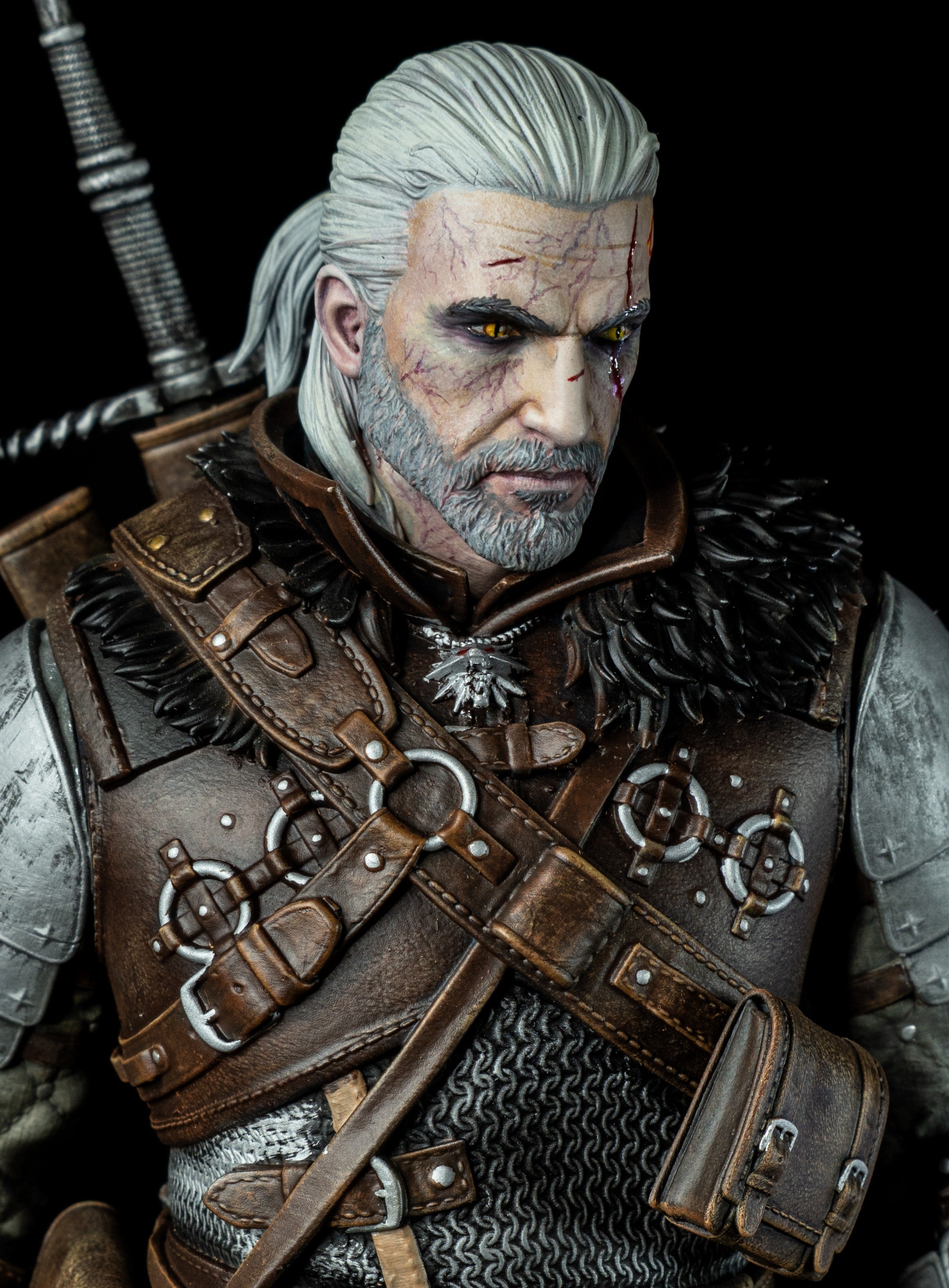 Geralt  | The WItcher | Bear School Armor Collectible Statue | Resin Figure | Hand-Painted Premium Fan Art